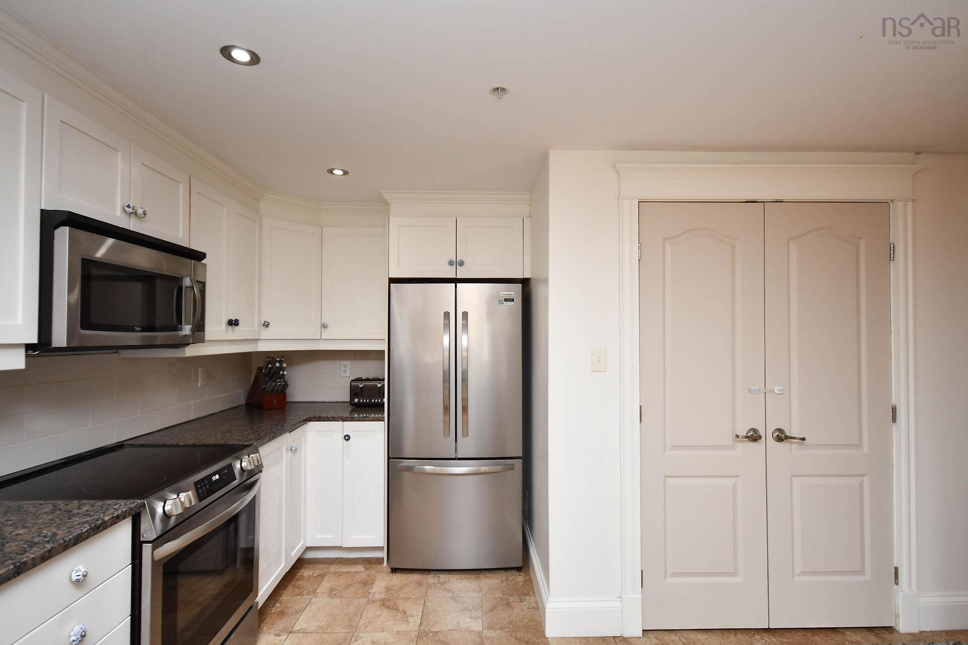 607 200 Crown Drive, Halifax, NS (MLS 202612979)