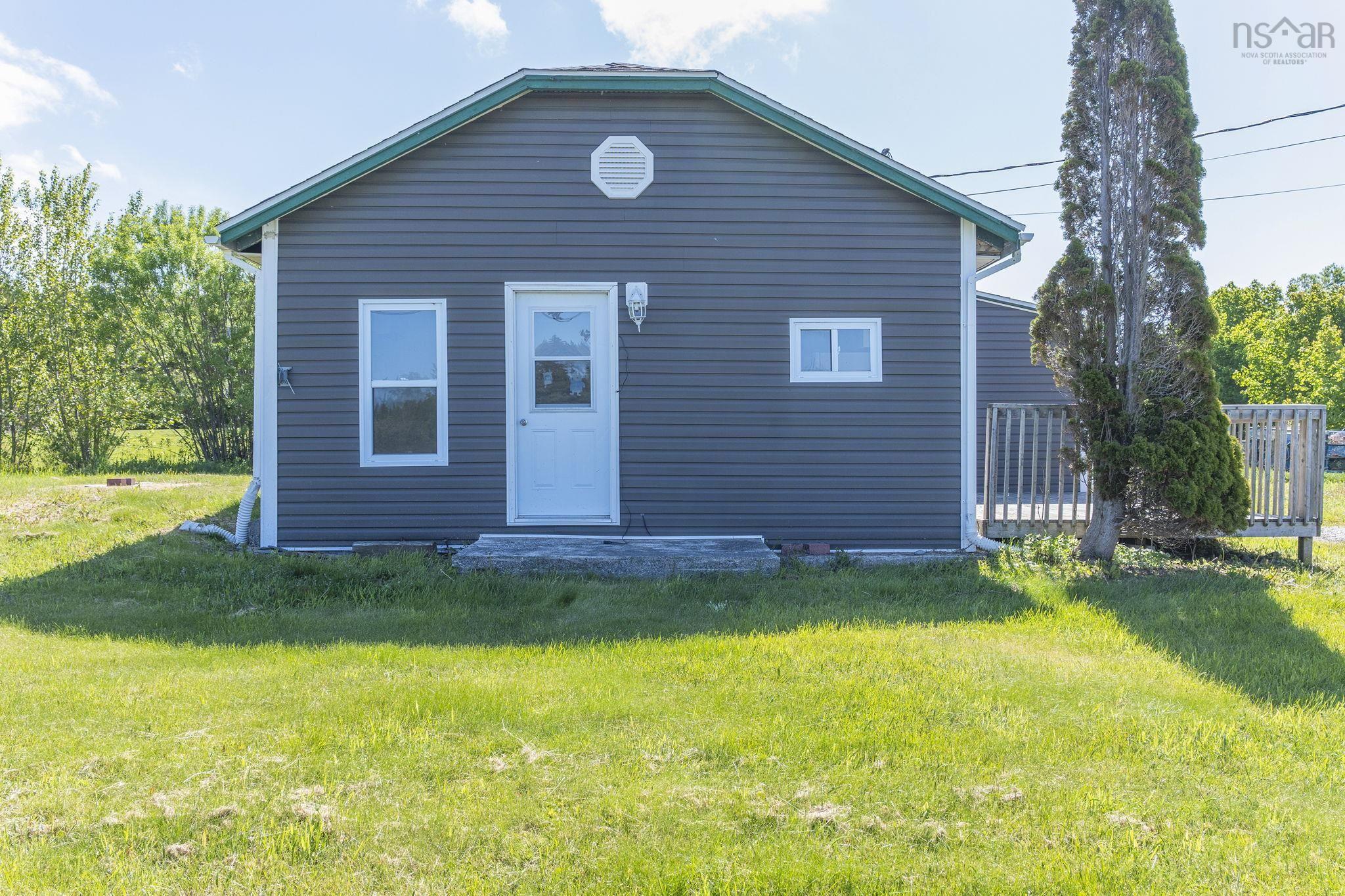 $129,000.00: 7014 Highway 1 Highway, St. Alphonse