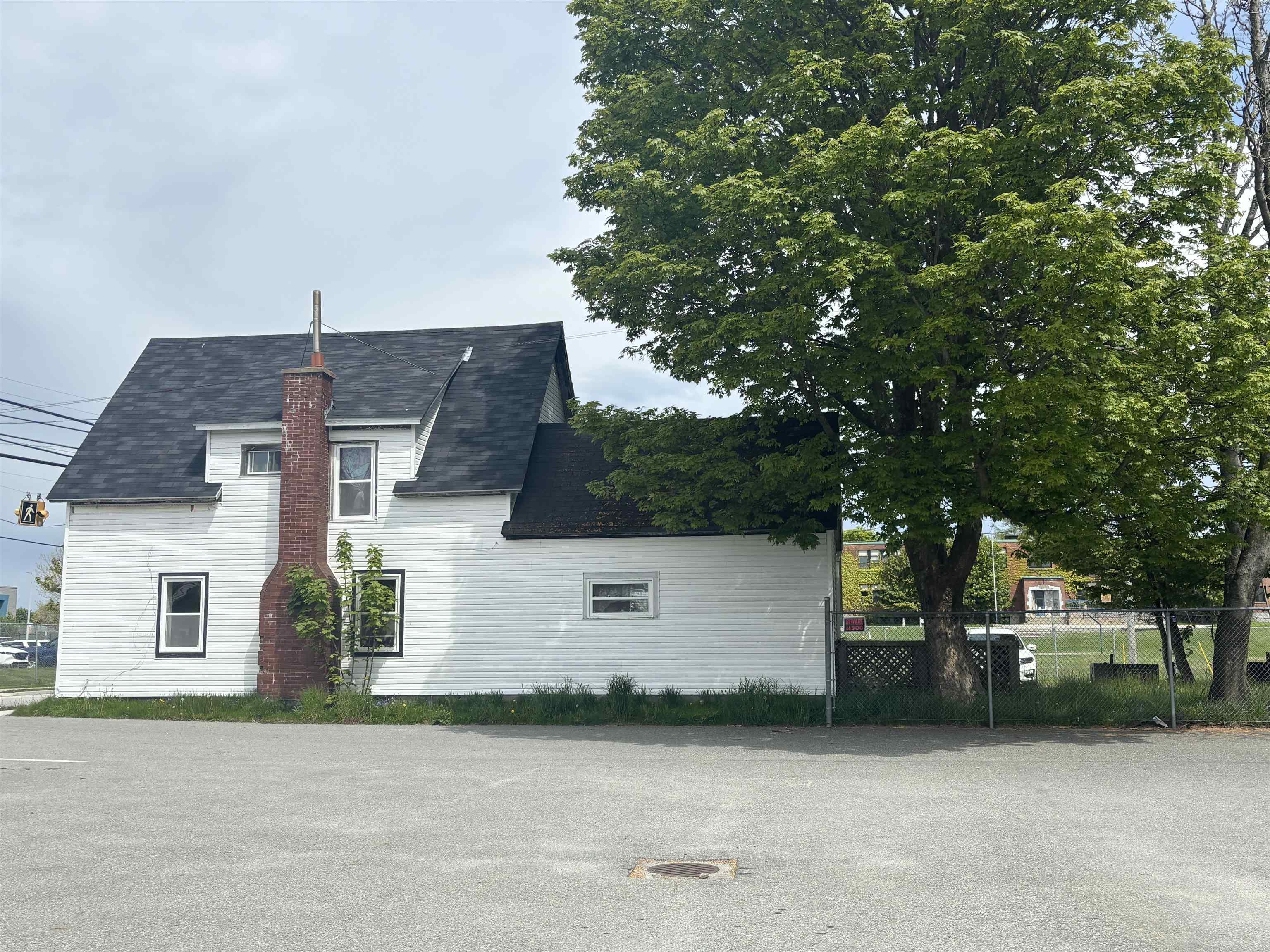 $109,900.00: 33 Parade Street, Yarmouth