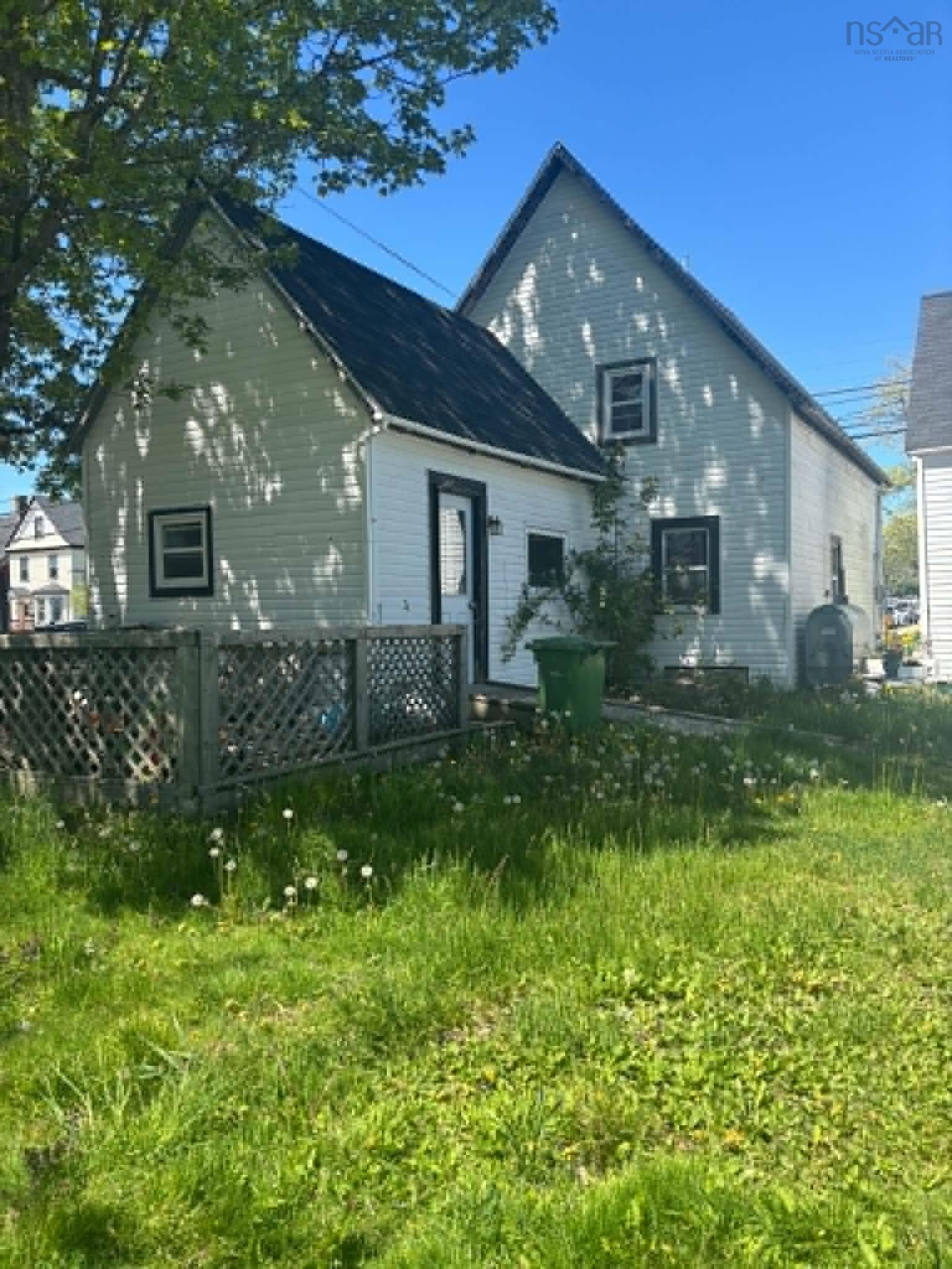 $109,900.00: 33 Parade Street, Yarmouth