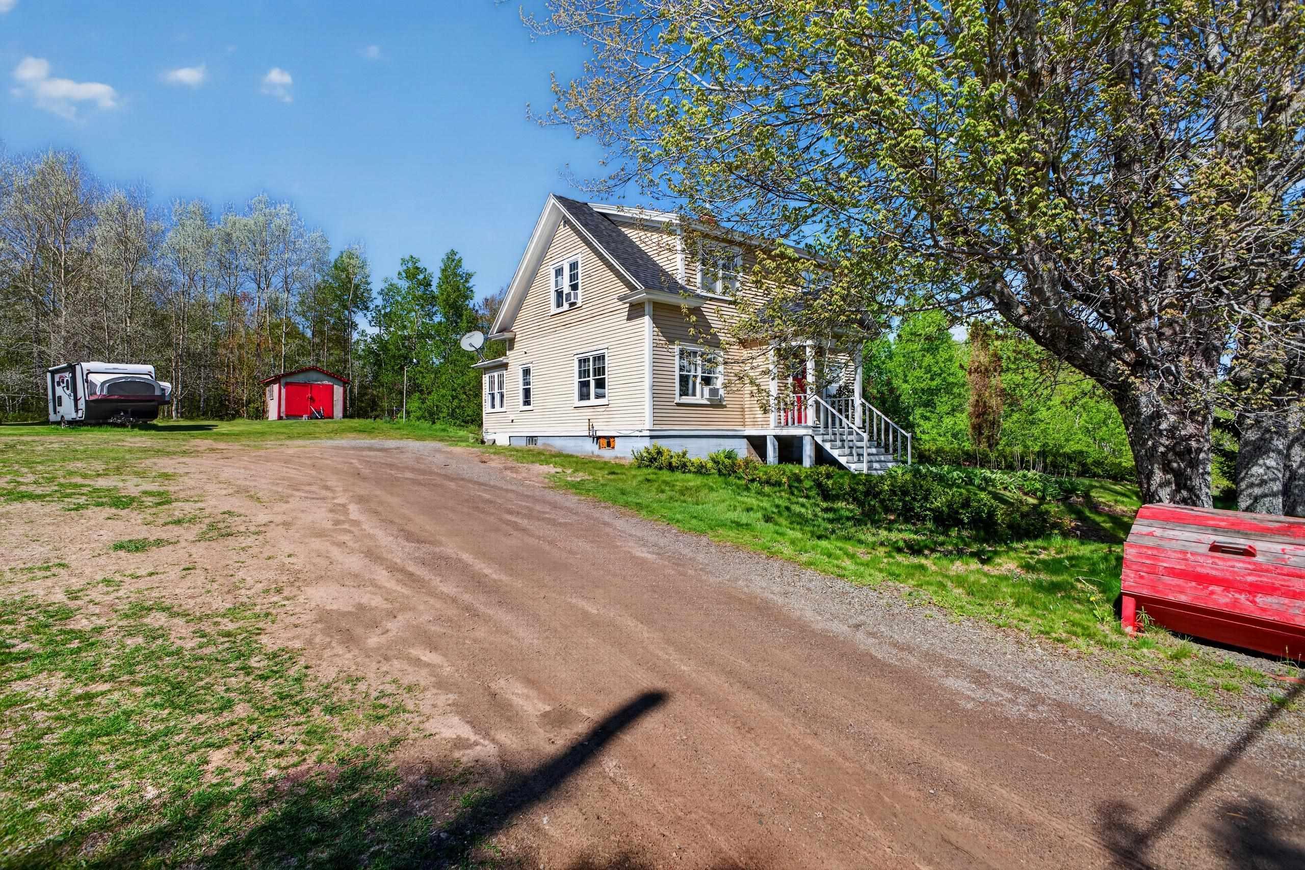$317,900.00: 16364 Highway 2, Springhill Junction