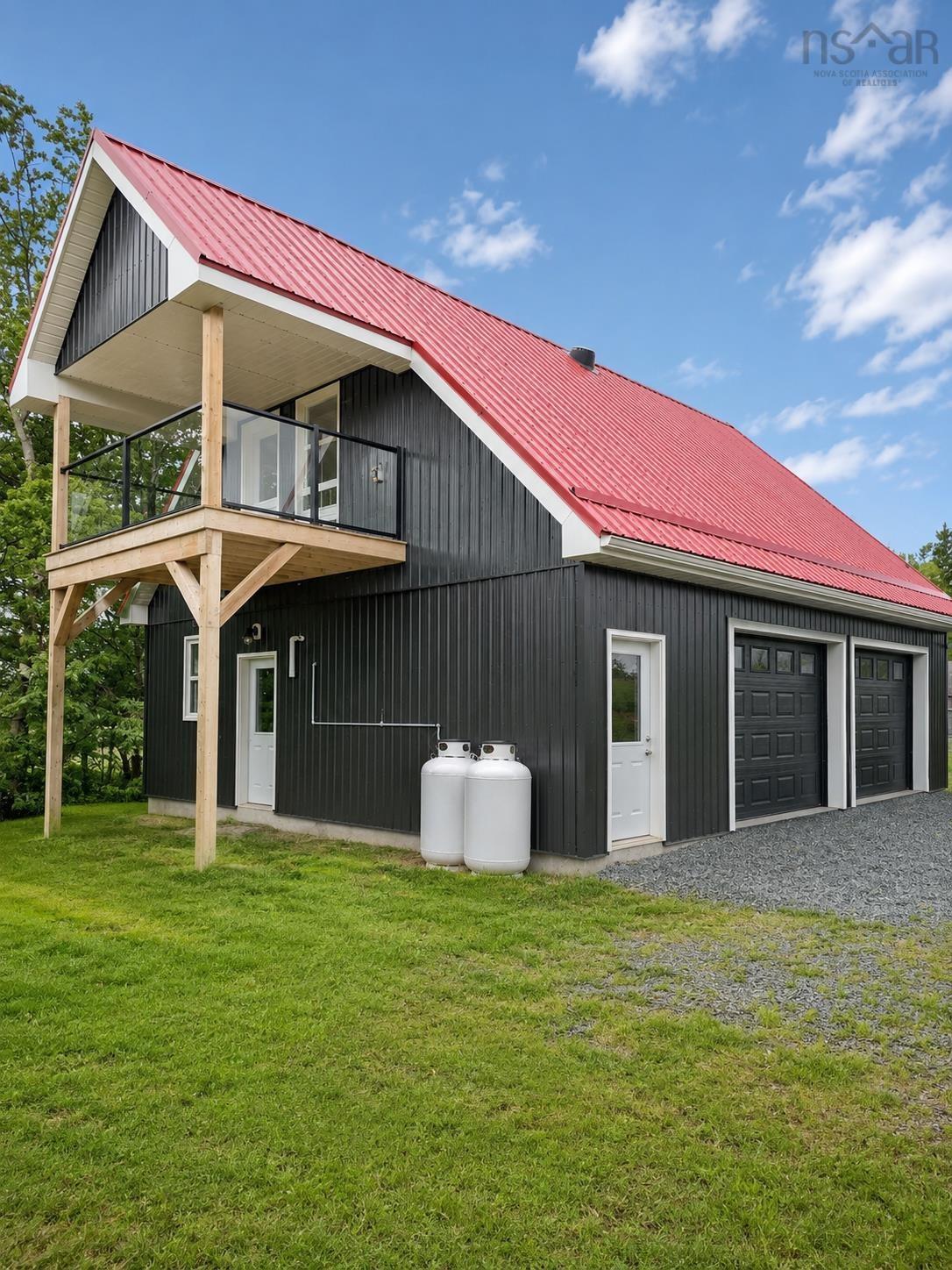 $650,000.00: 1874 Brow Of Mountain Road W, Viewmount