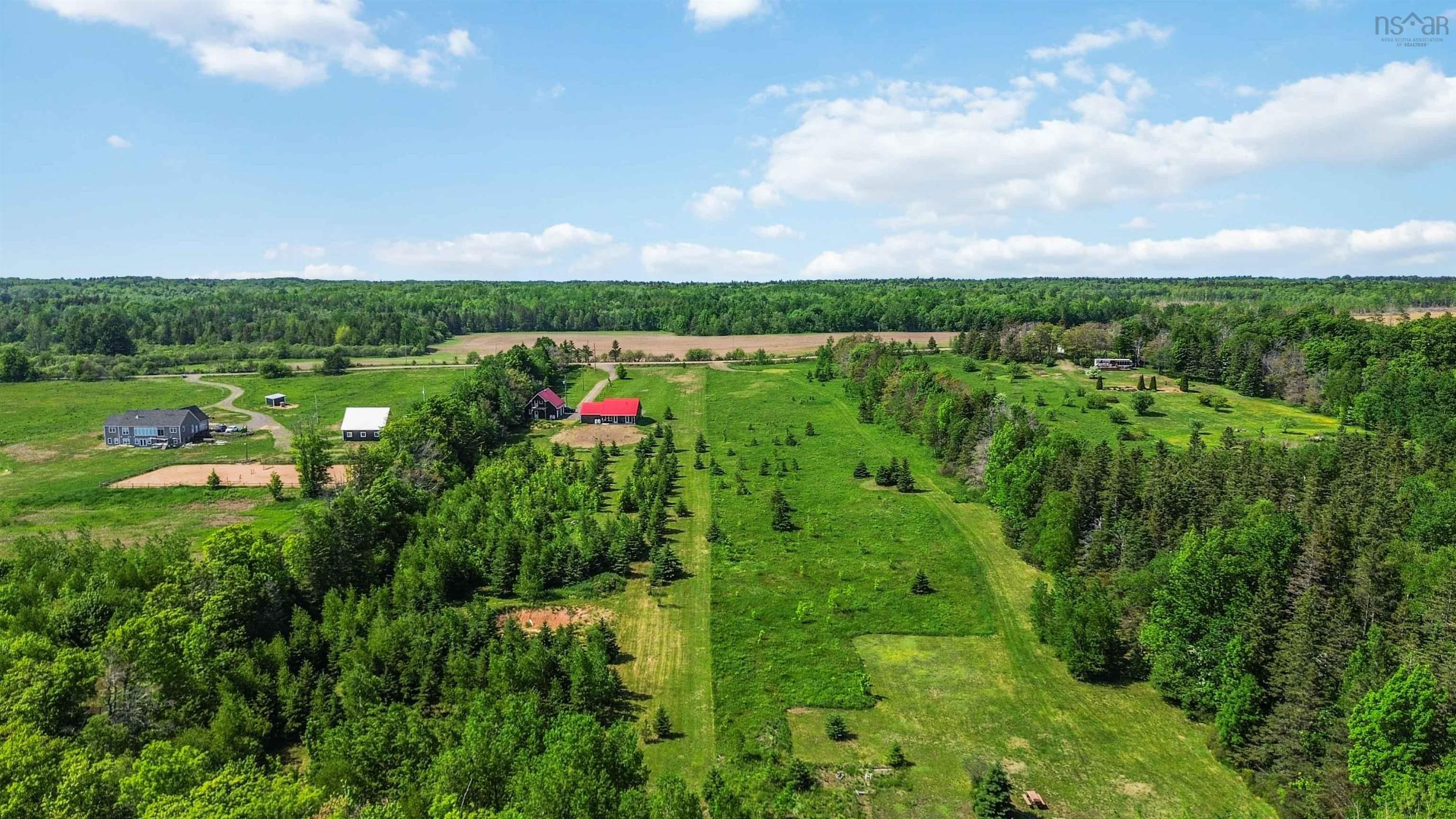 $650,000.00: 1874 Brow Of Mountain Road W, Viewmount