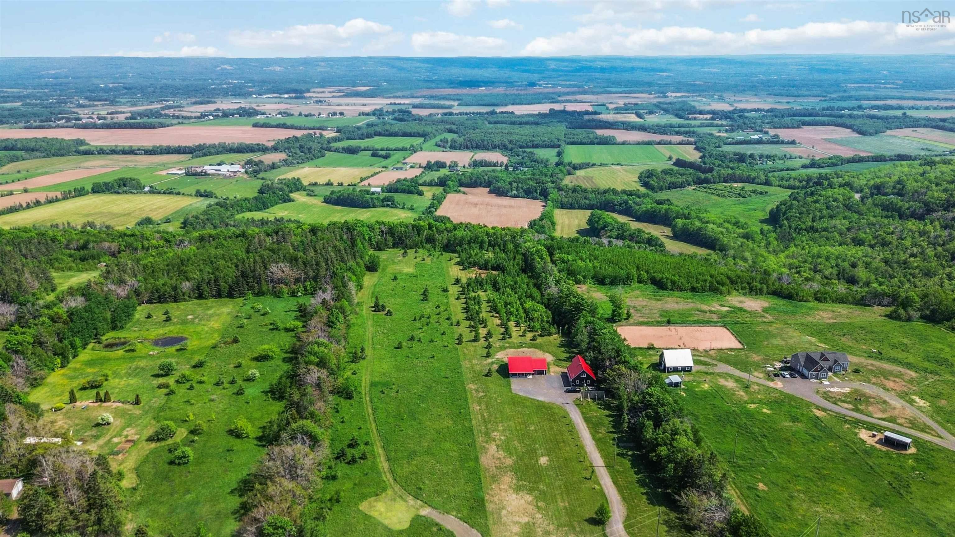 $650,000.00: 1874 Brow Of Mountain Road W, Viewmount