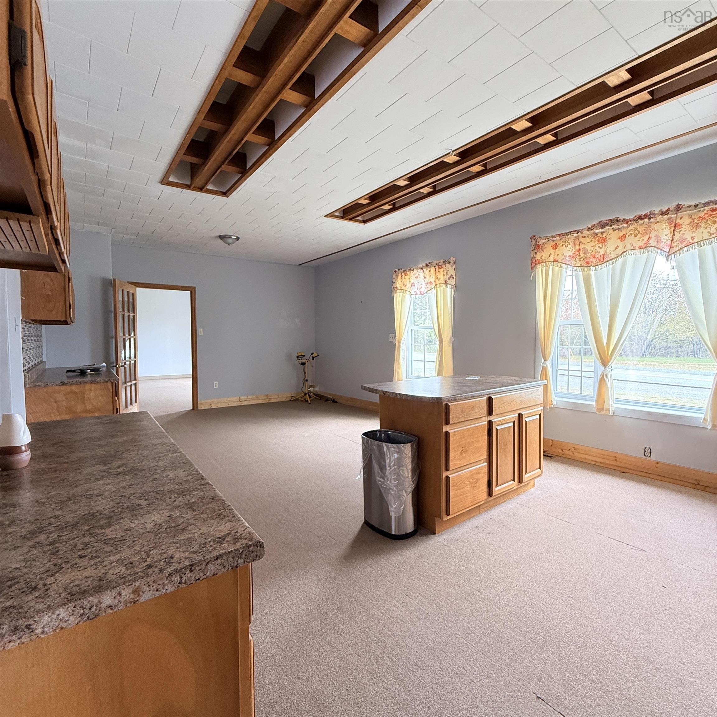 $375,000.00: 16989 Highway 7, Pleasant Harbour