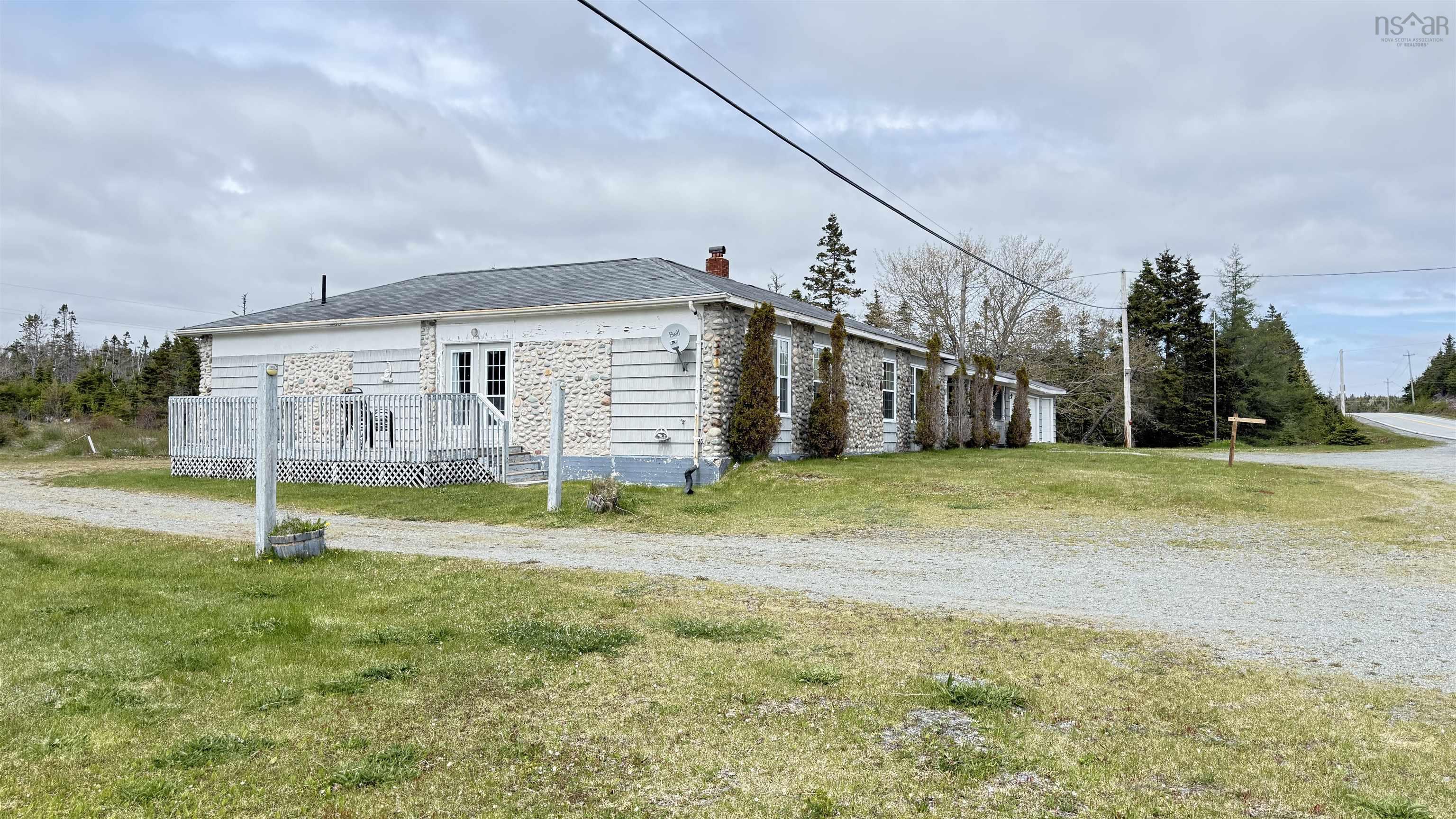$375,000.00: 16989 Highway 7, Pleasant Harbour