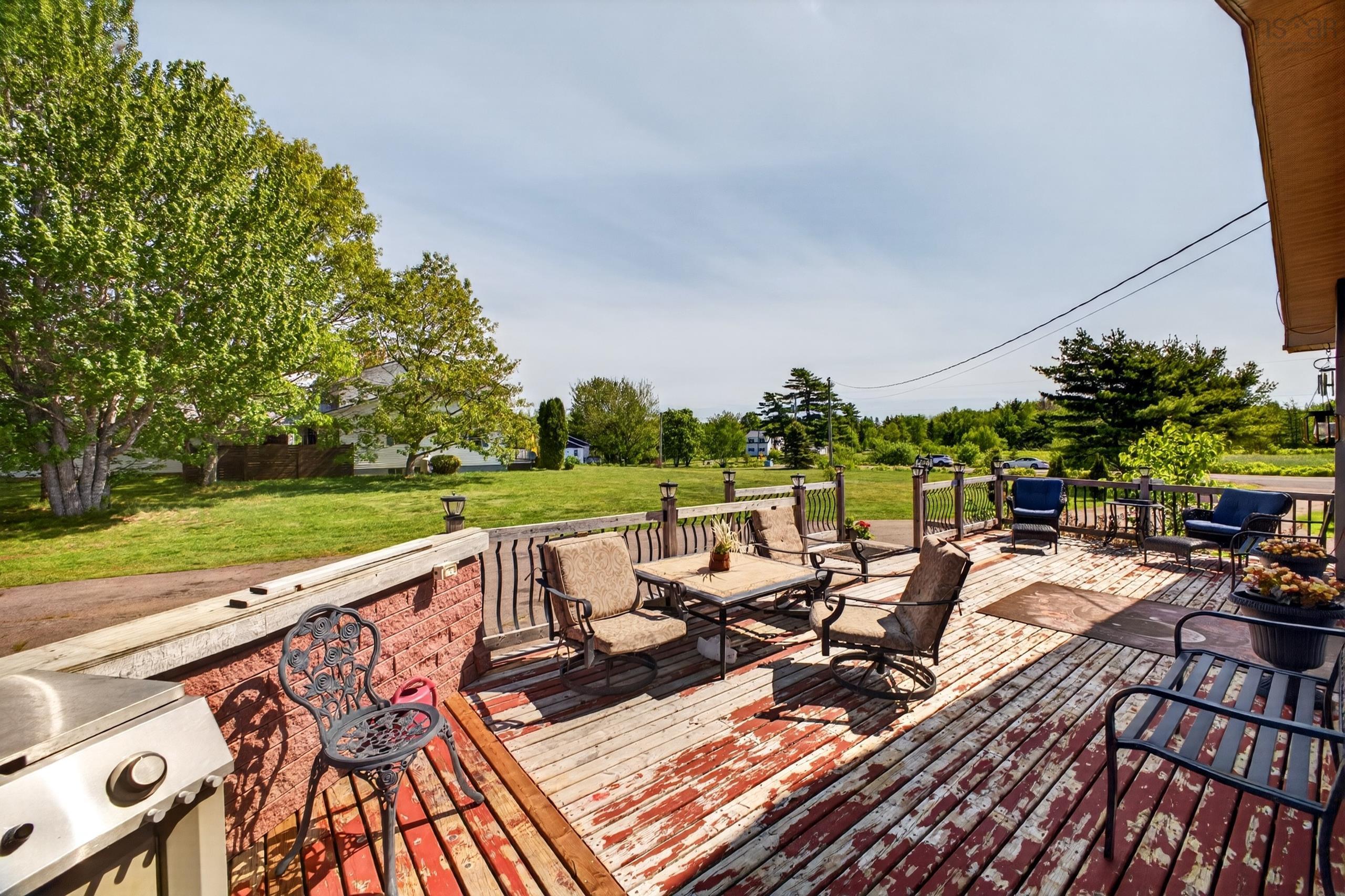 $439,000.00: 675 GREENVILLE Road, Greenville Station