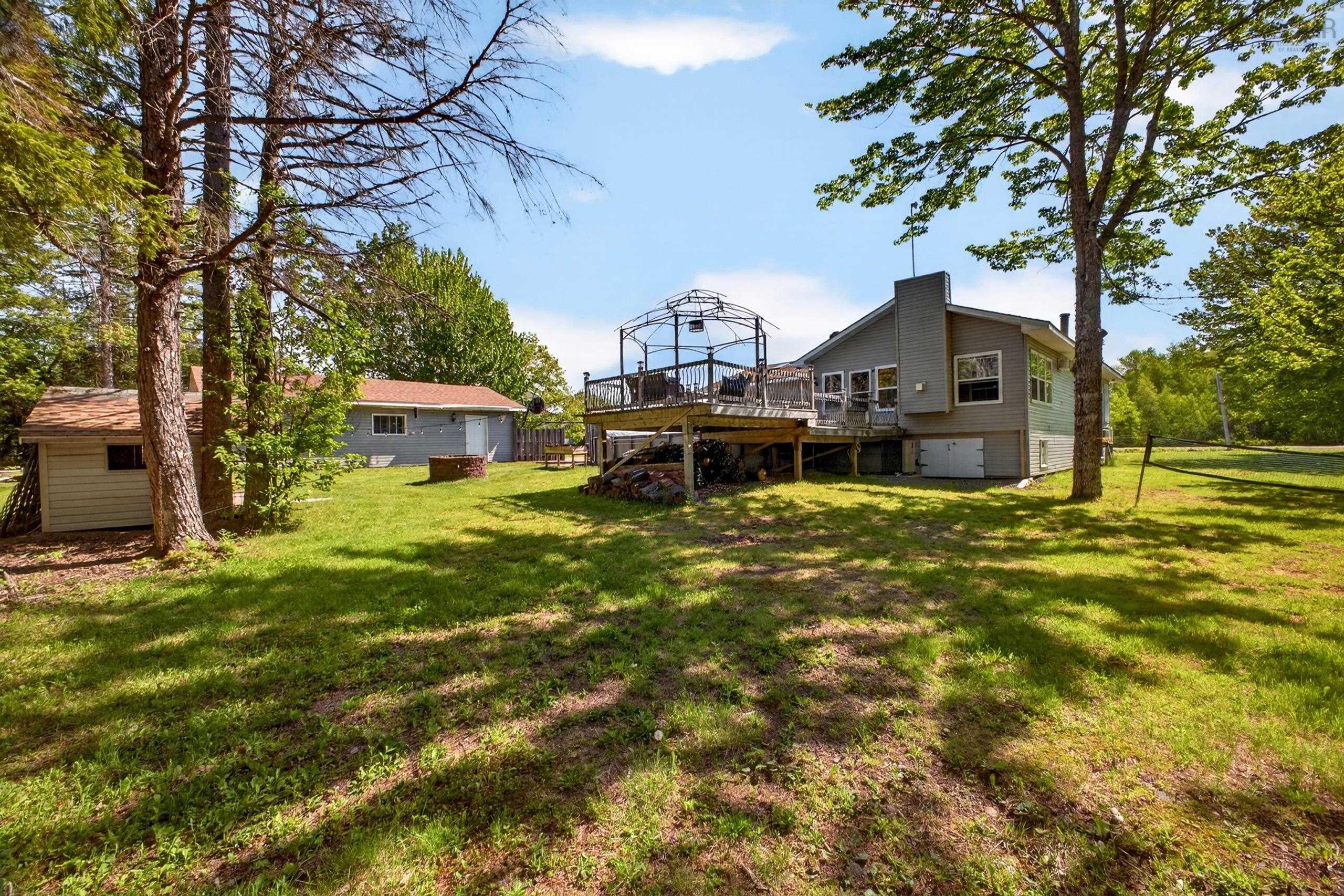 $439,000.00: 675 GREENVILLE Road, Greenville Station