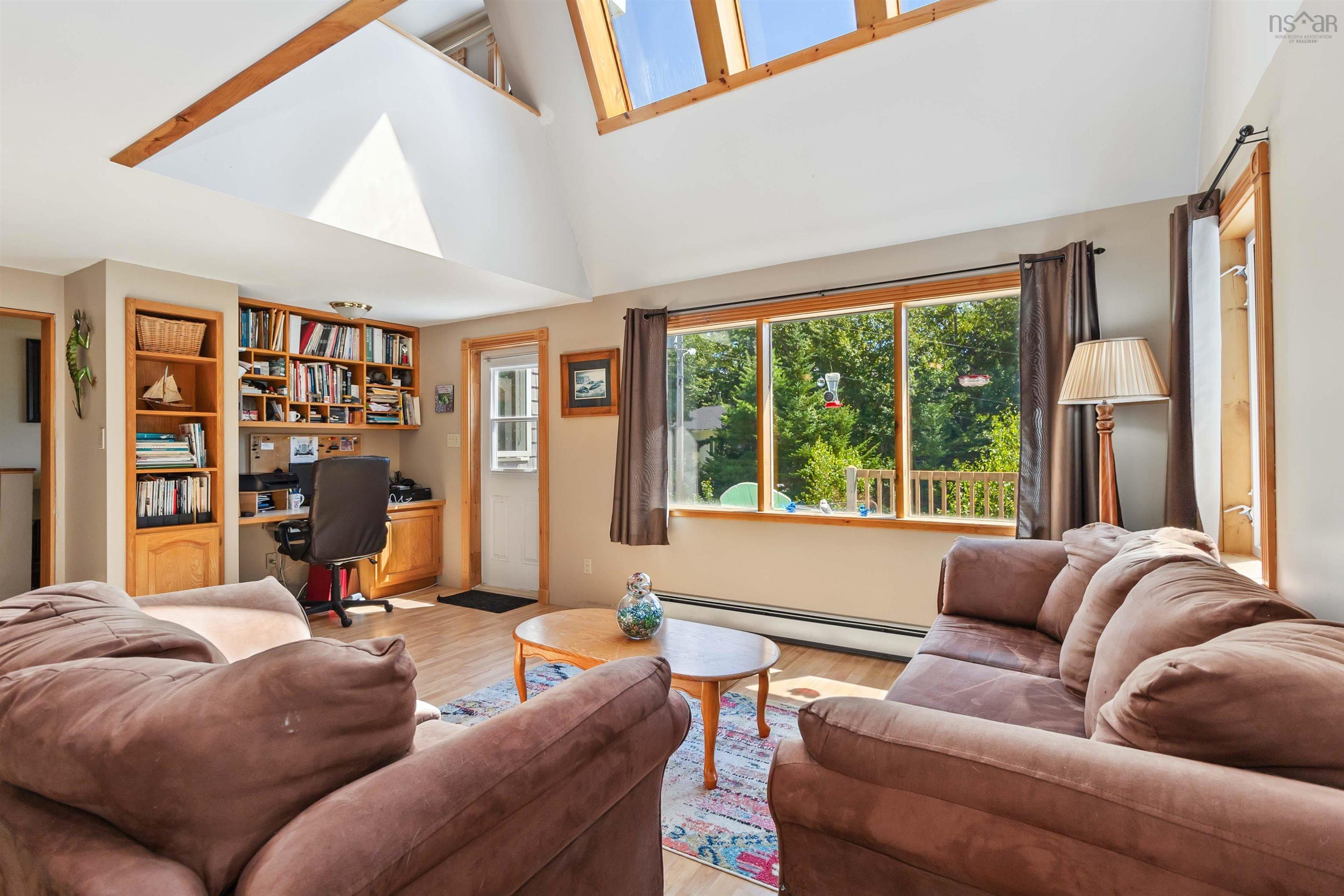 $399,000.00: 187 Hartz Point Road, Shelburne