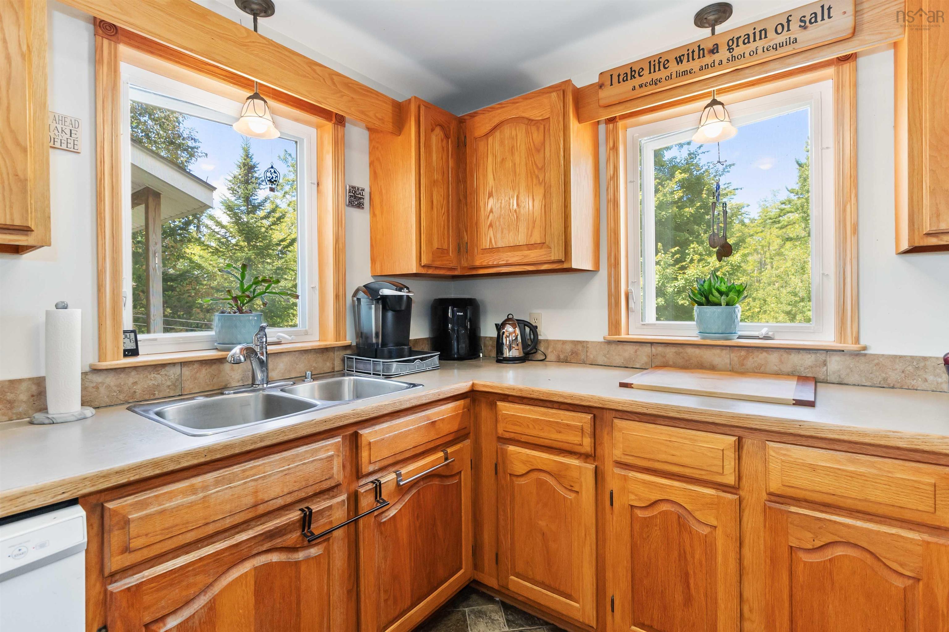 $399,000.00: 187 Hartz Point Road, Shelburne