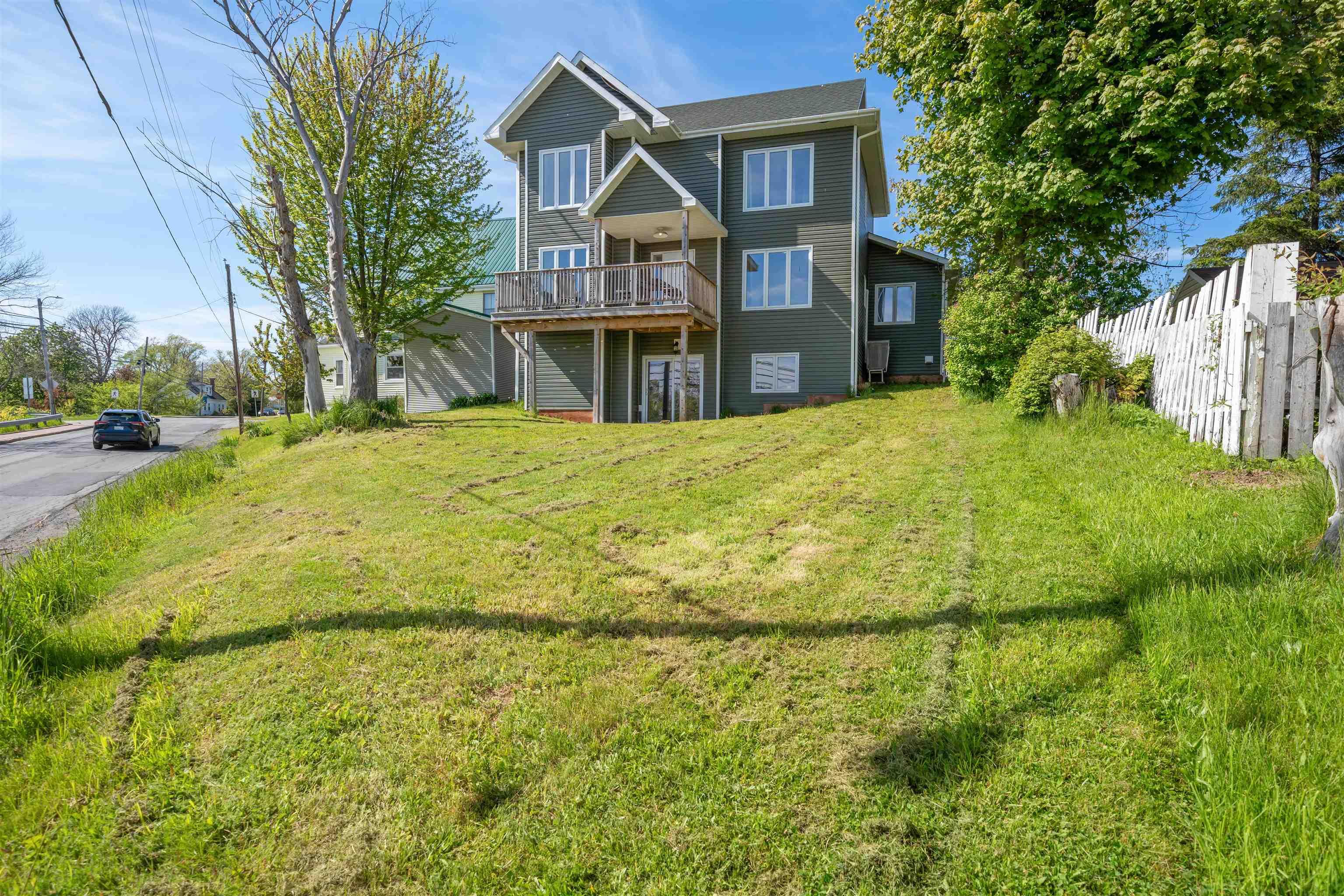 $639,900.00: 275 High Street, Pictou