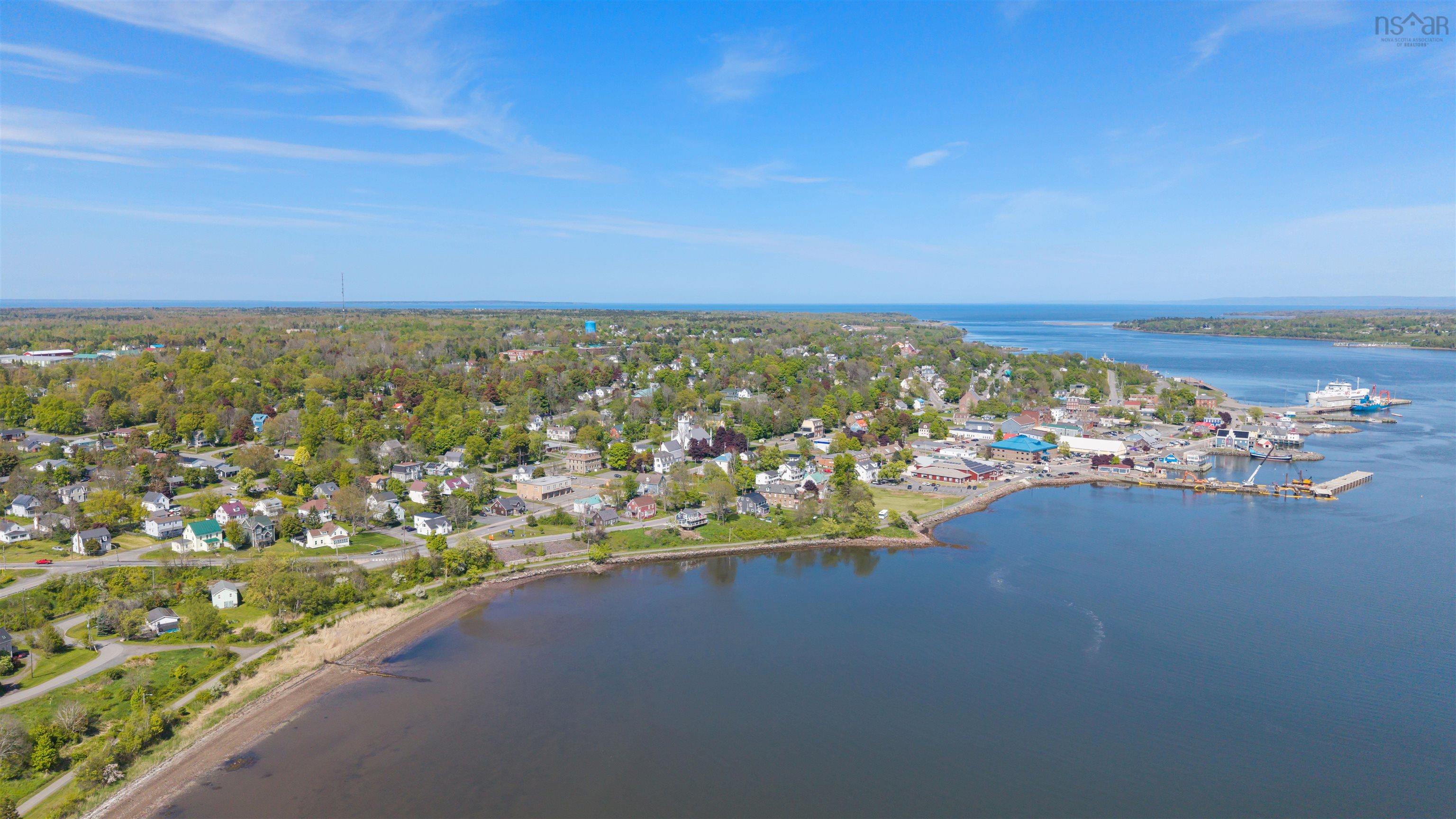$639,900.00: 275 High Street, Pictou