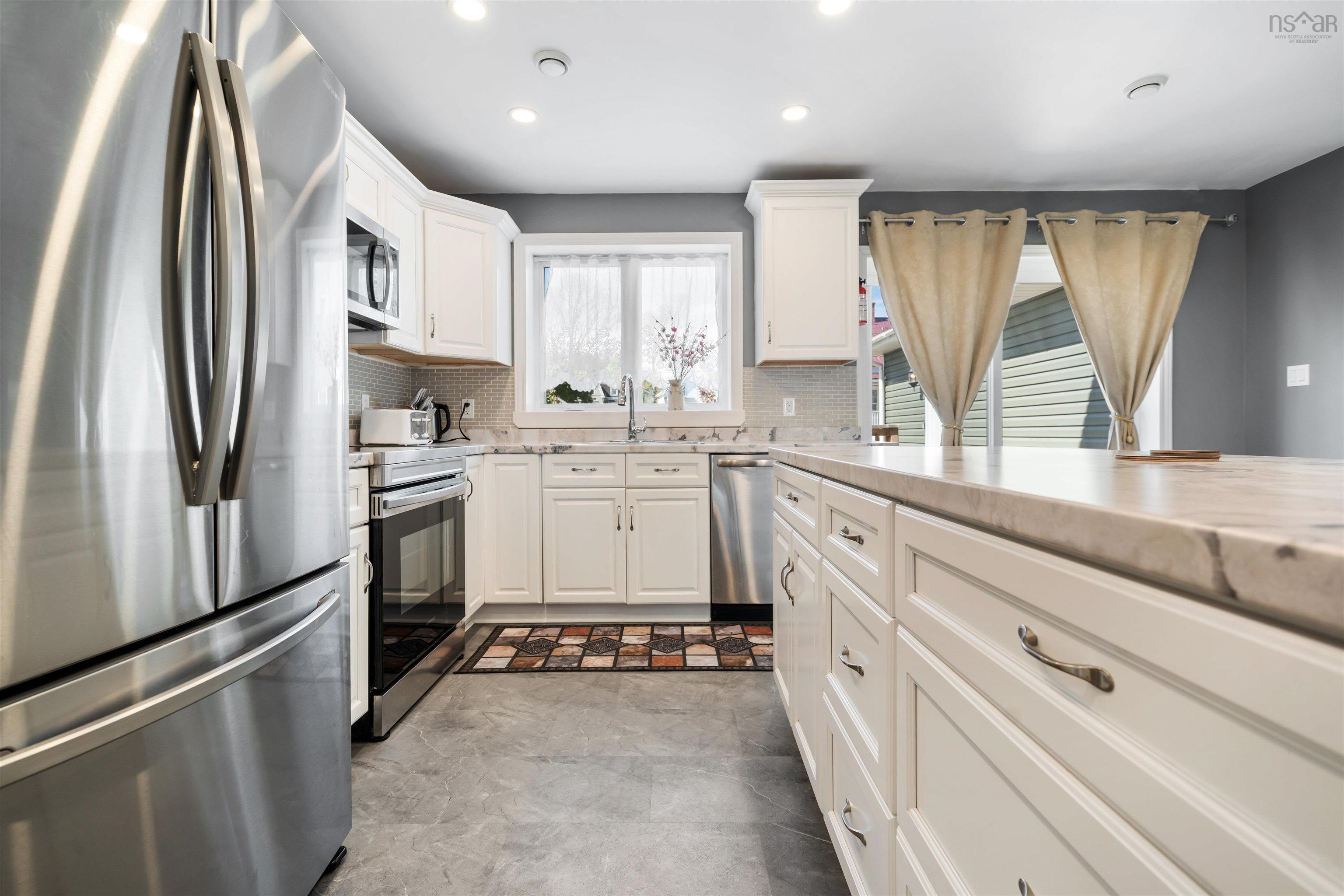 $639,900.00: 275 High Street, Pictou