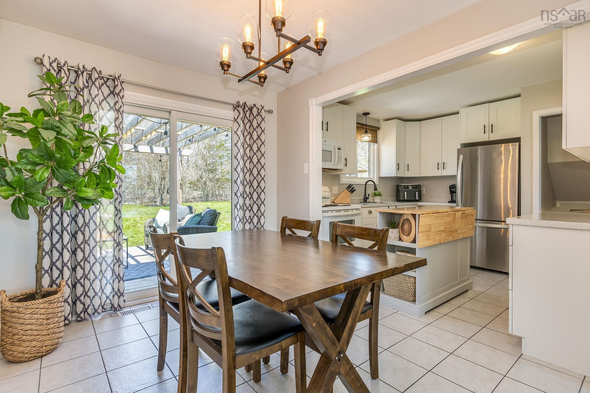$539,900.00: 41 Dumbarton Avenue, Dartmouth