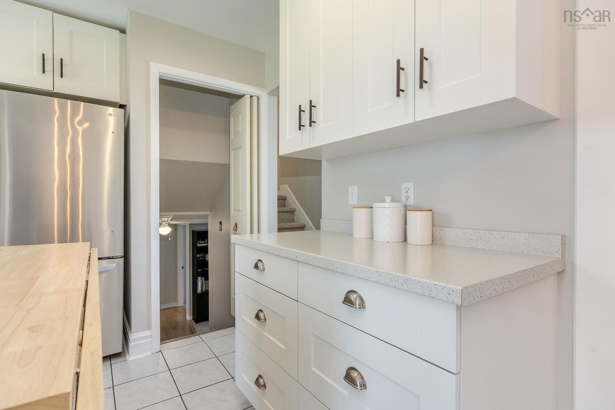 $539,900.00: 41 Dumbarton Avenue, Dartmouth