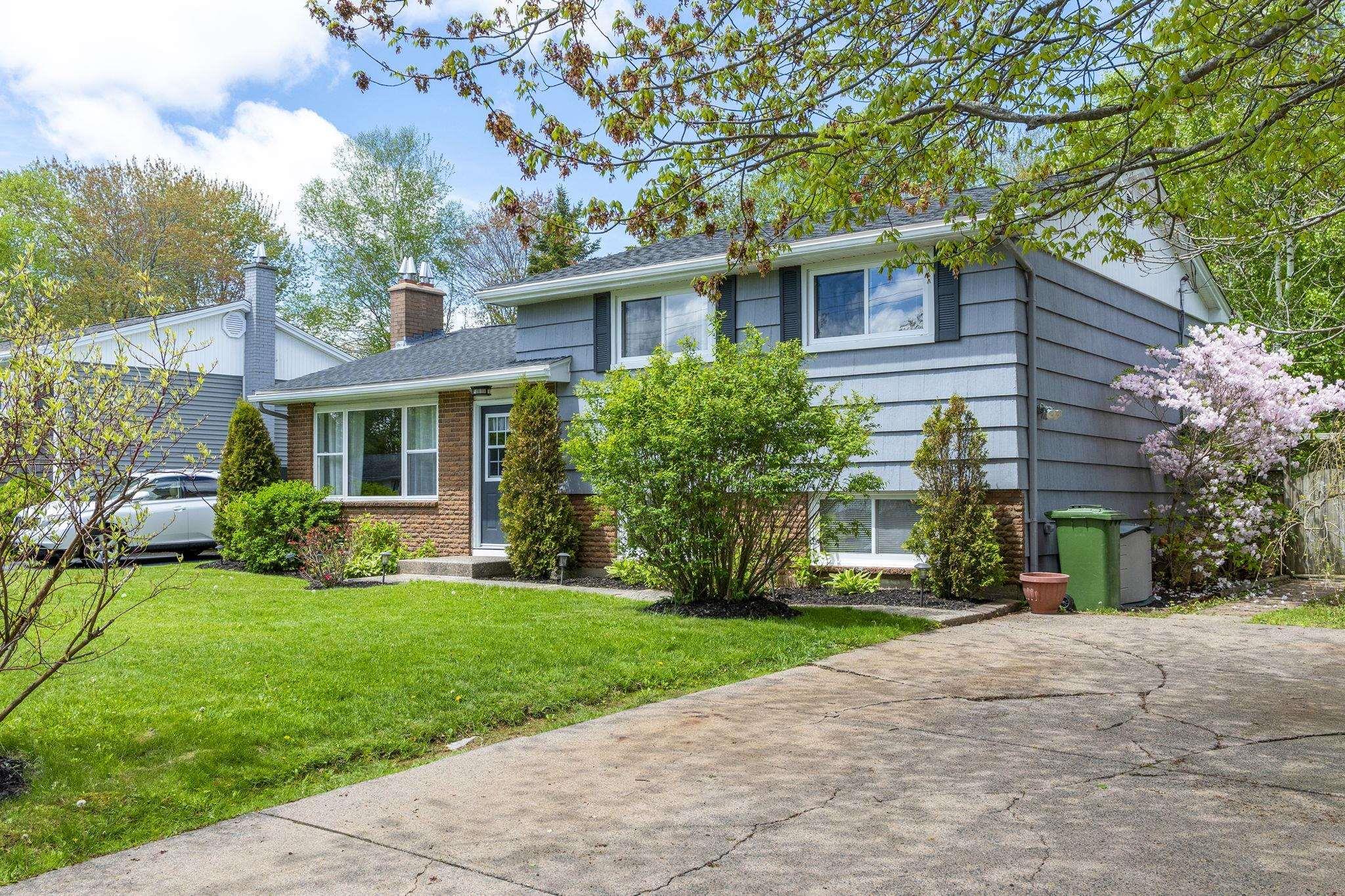 $539,900.00: 41 Dumbarton Avenue, Dartmouth