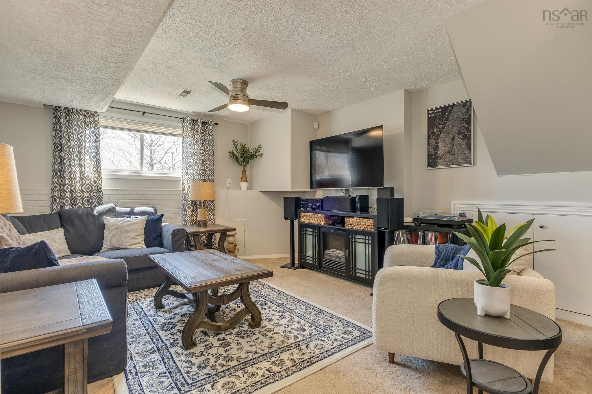 $539,900.00: 41 Dumbarton Avenue, Dartmouth