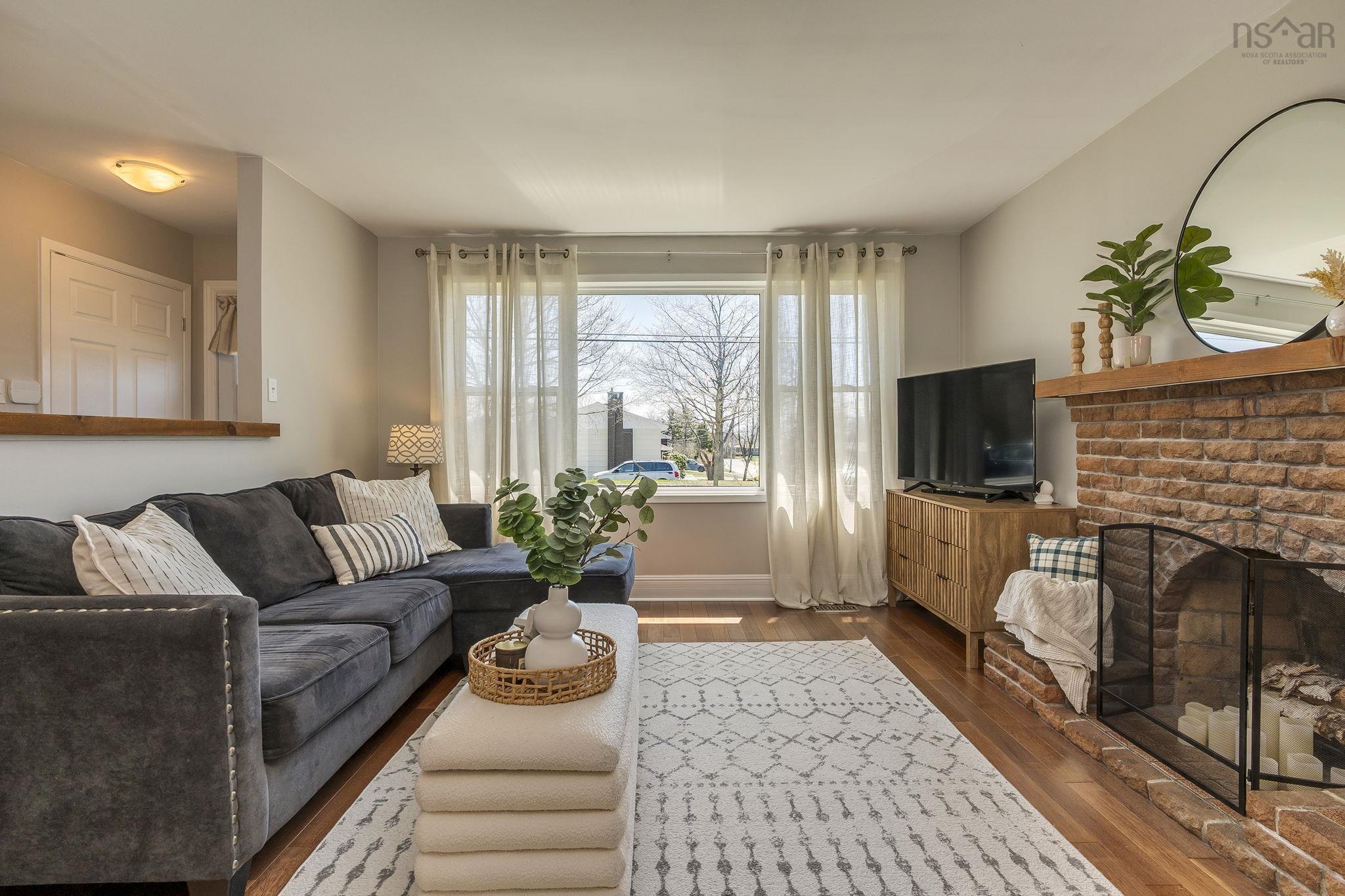 $539,900.00: 41 Dumbarton Avenue, Dartmouth