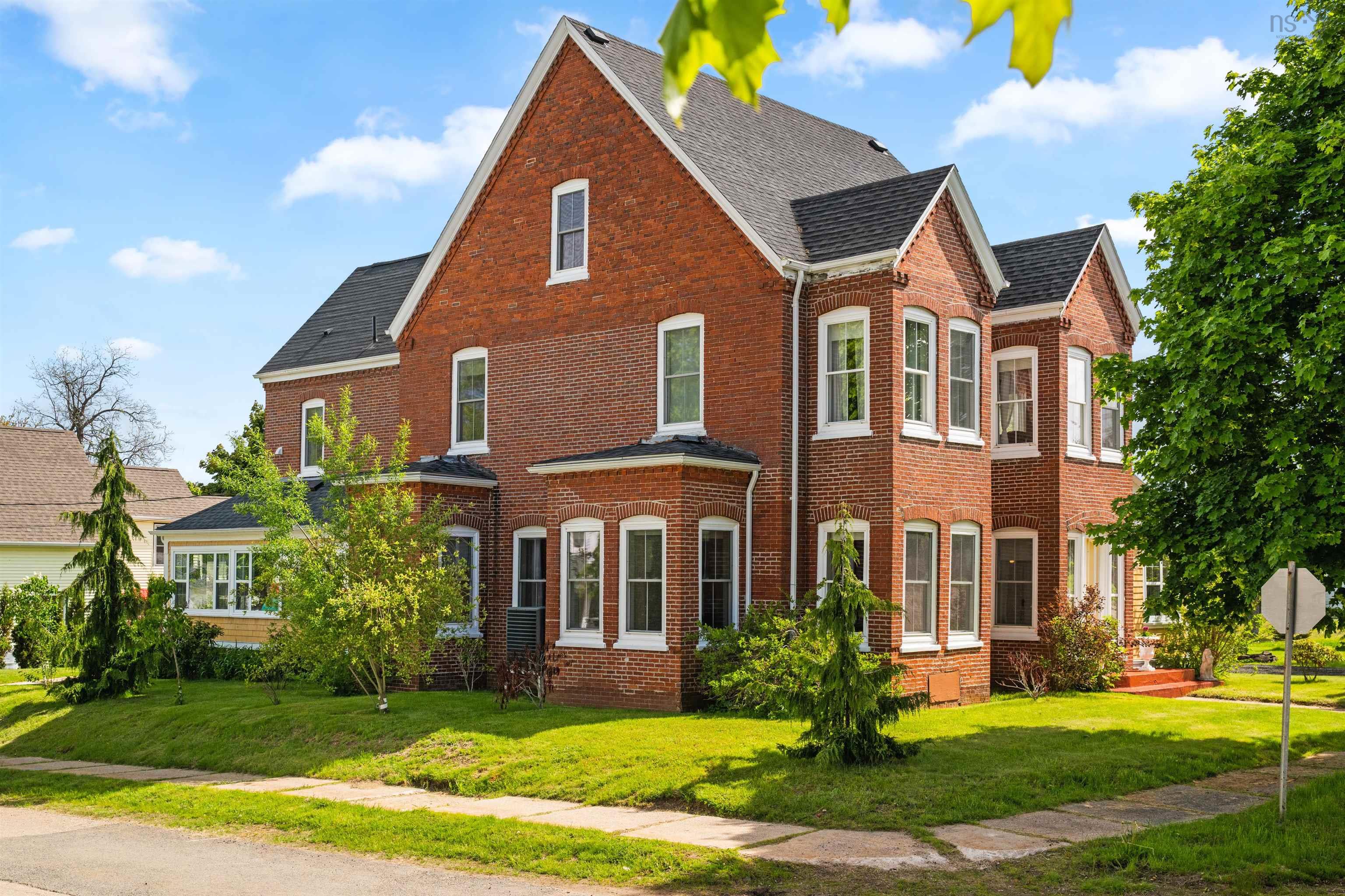 $669,900.00: 32 Washington Street, Bridgetown