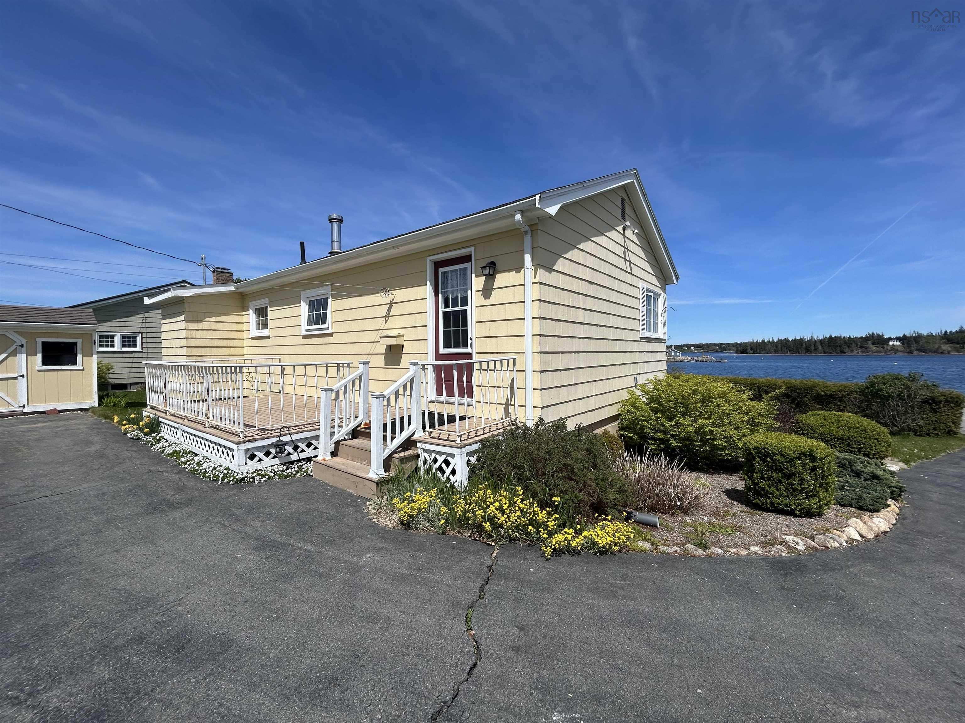 $495,000.00: 698 OAKLAND Road, Indian Point