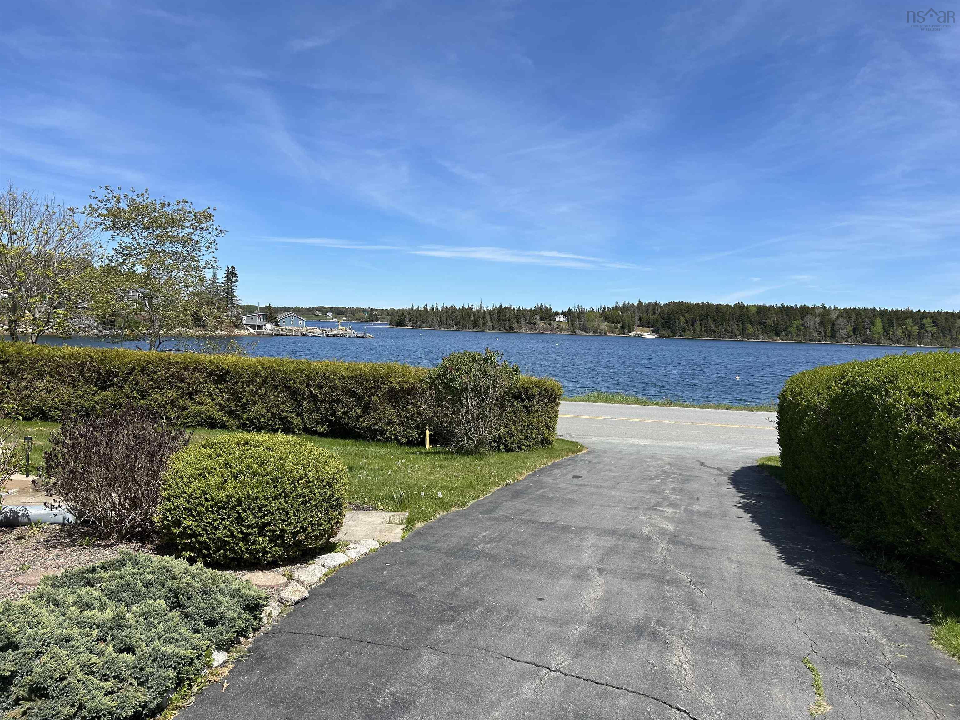 $495,000.00: 698 OAKLAND Road, Indian Point