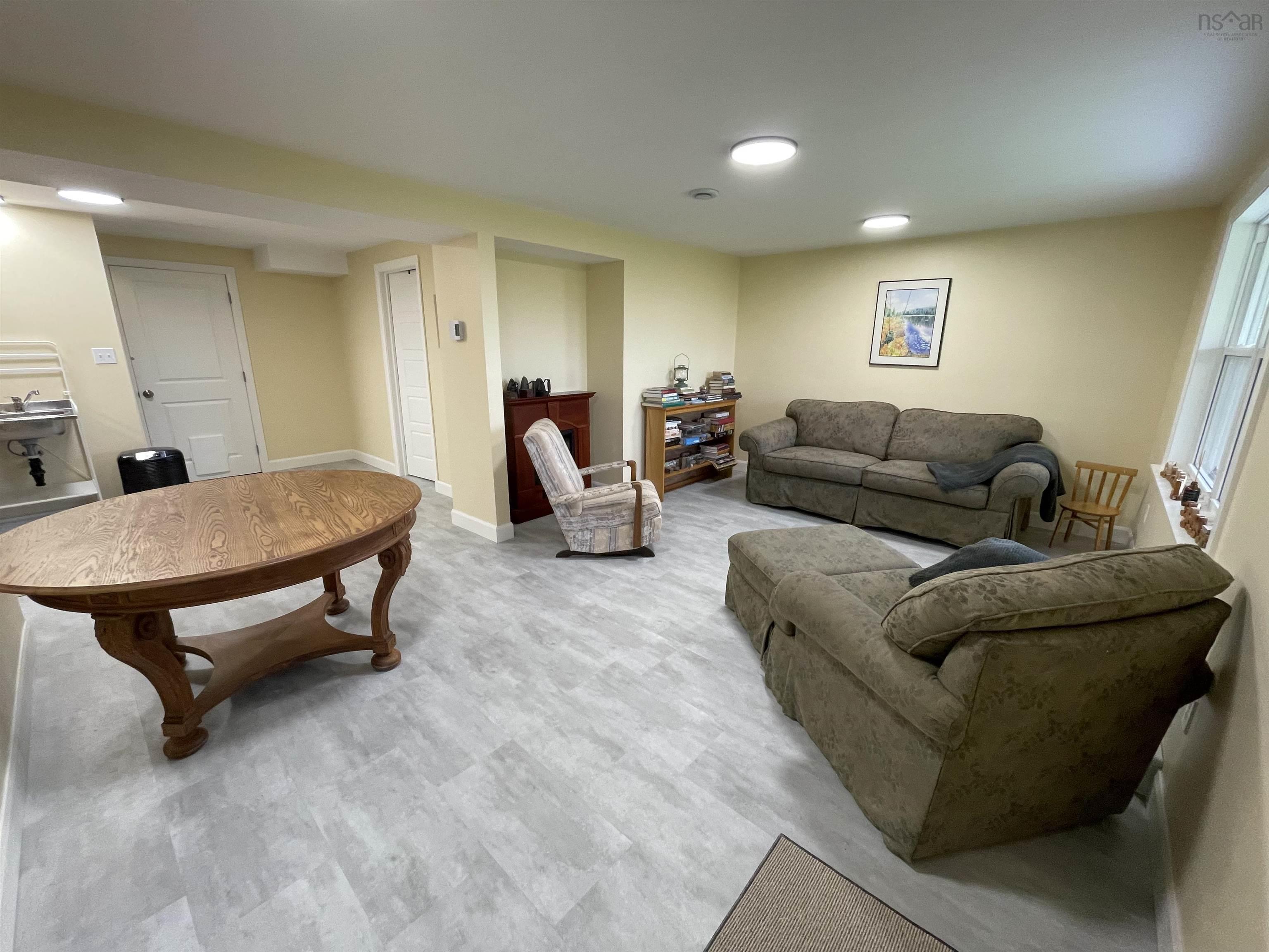 $379,000.00: 11599 Kempt Head Road, Boularderie Centre