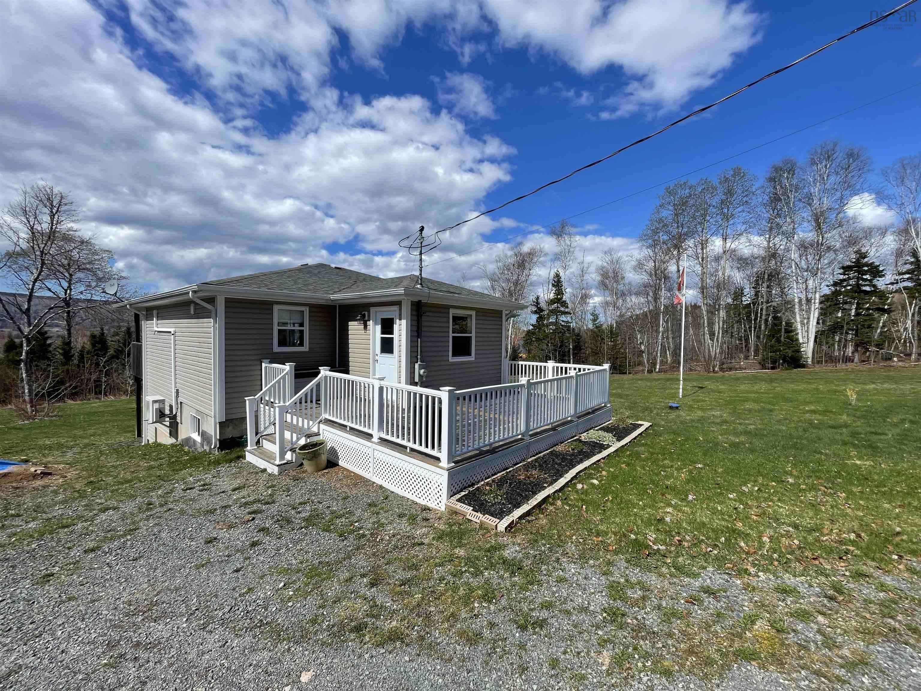 $379,000.00: 11599 Kempt Head Road, Boularderie Centre
