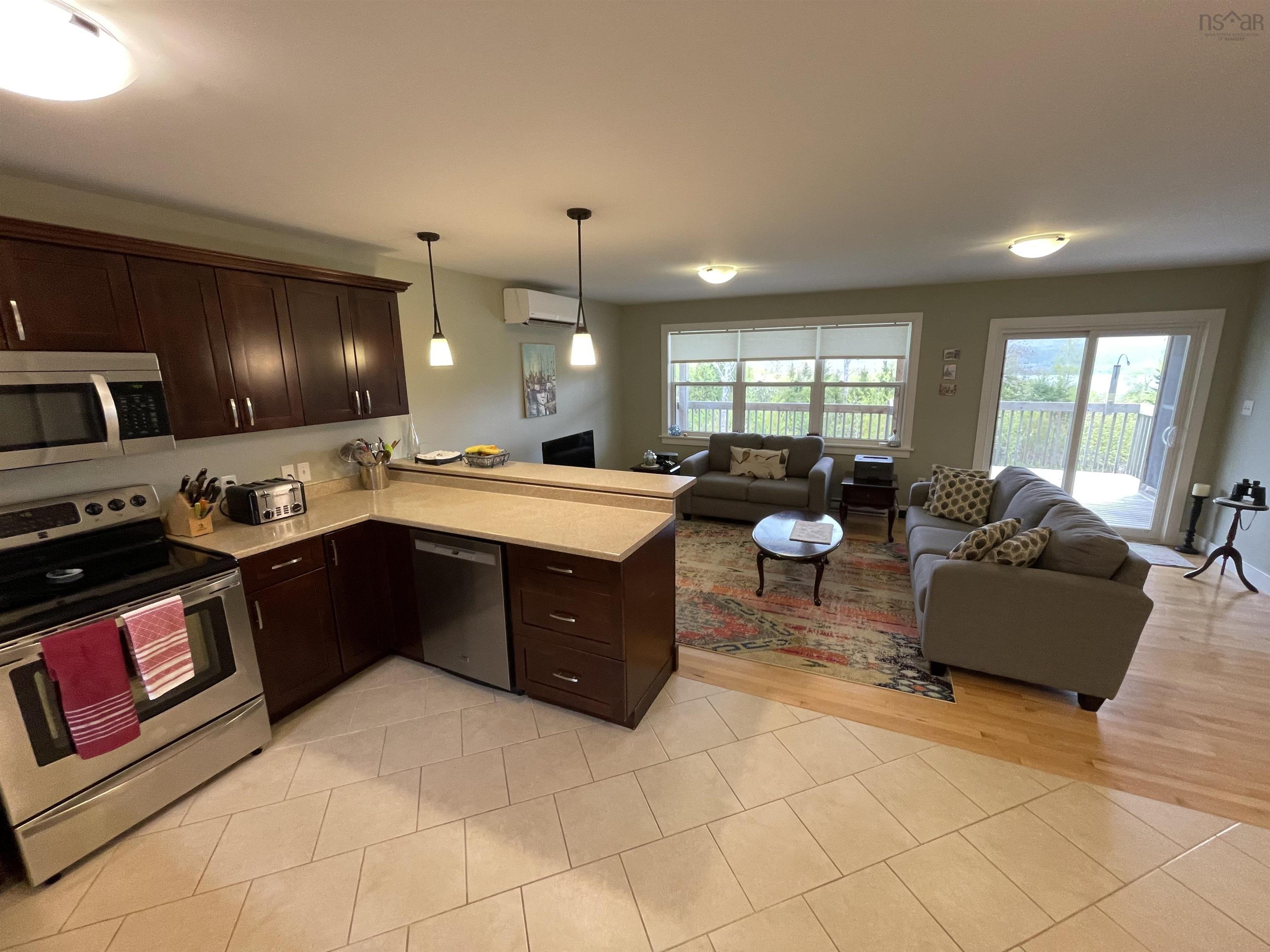$379,000.00: 11599 Kempt Head Road, Boularderie Centre