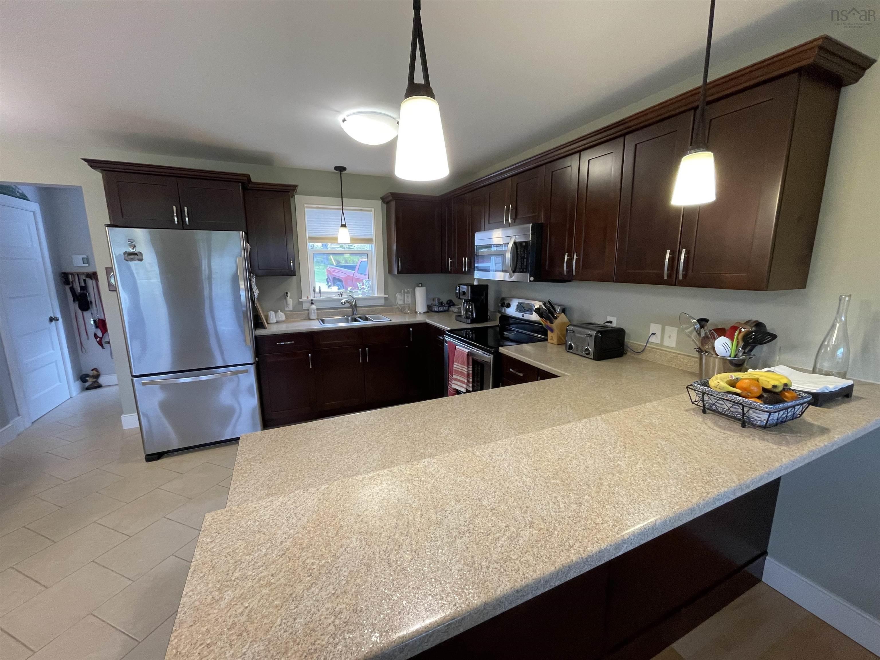 $379,000.00: 11599 Kempt Head Road, Boularderie Centre