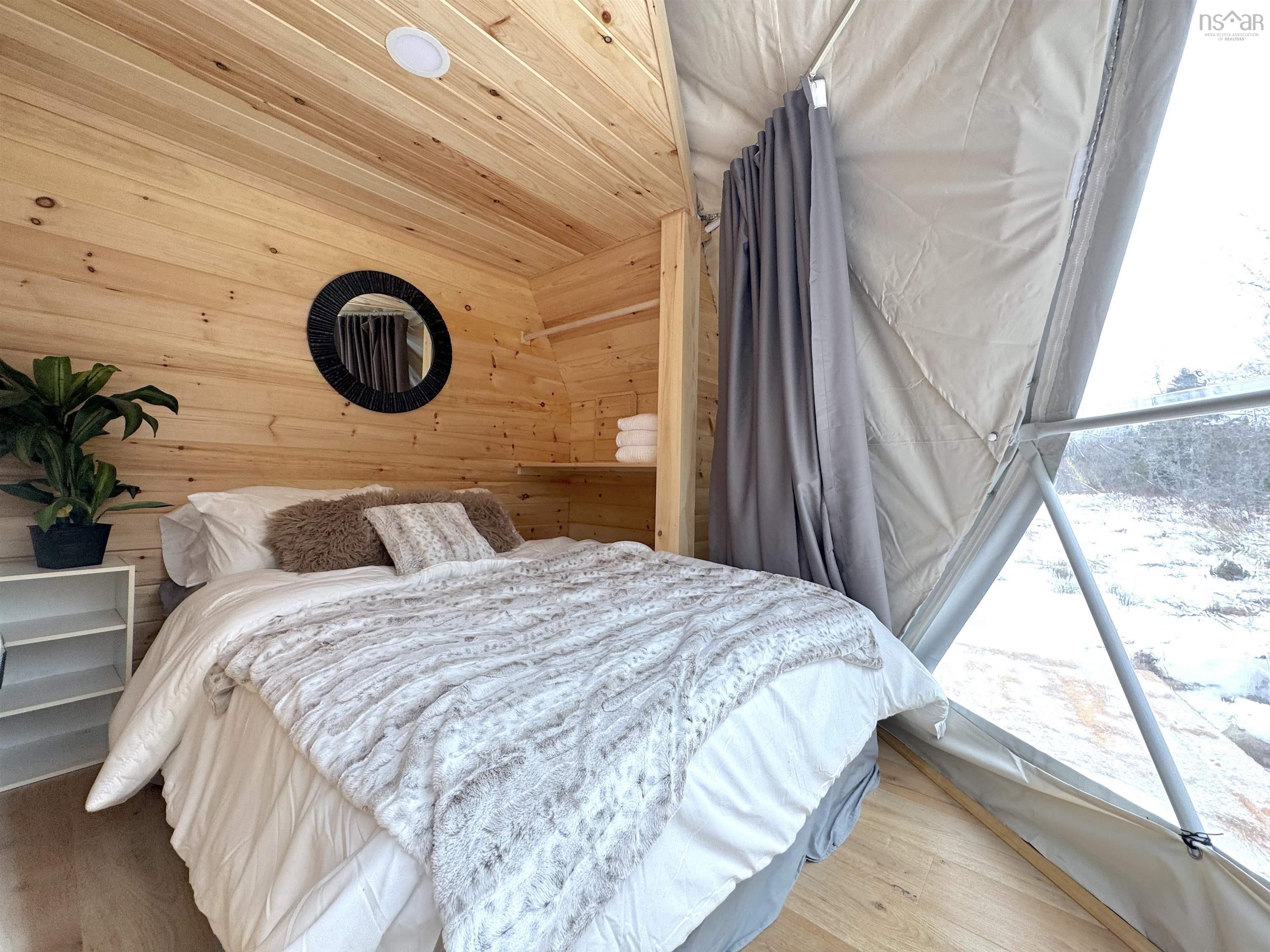 $690,000.00: 36188 Cabot Trail, Ingonish