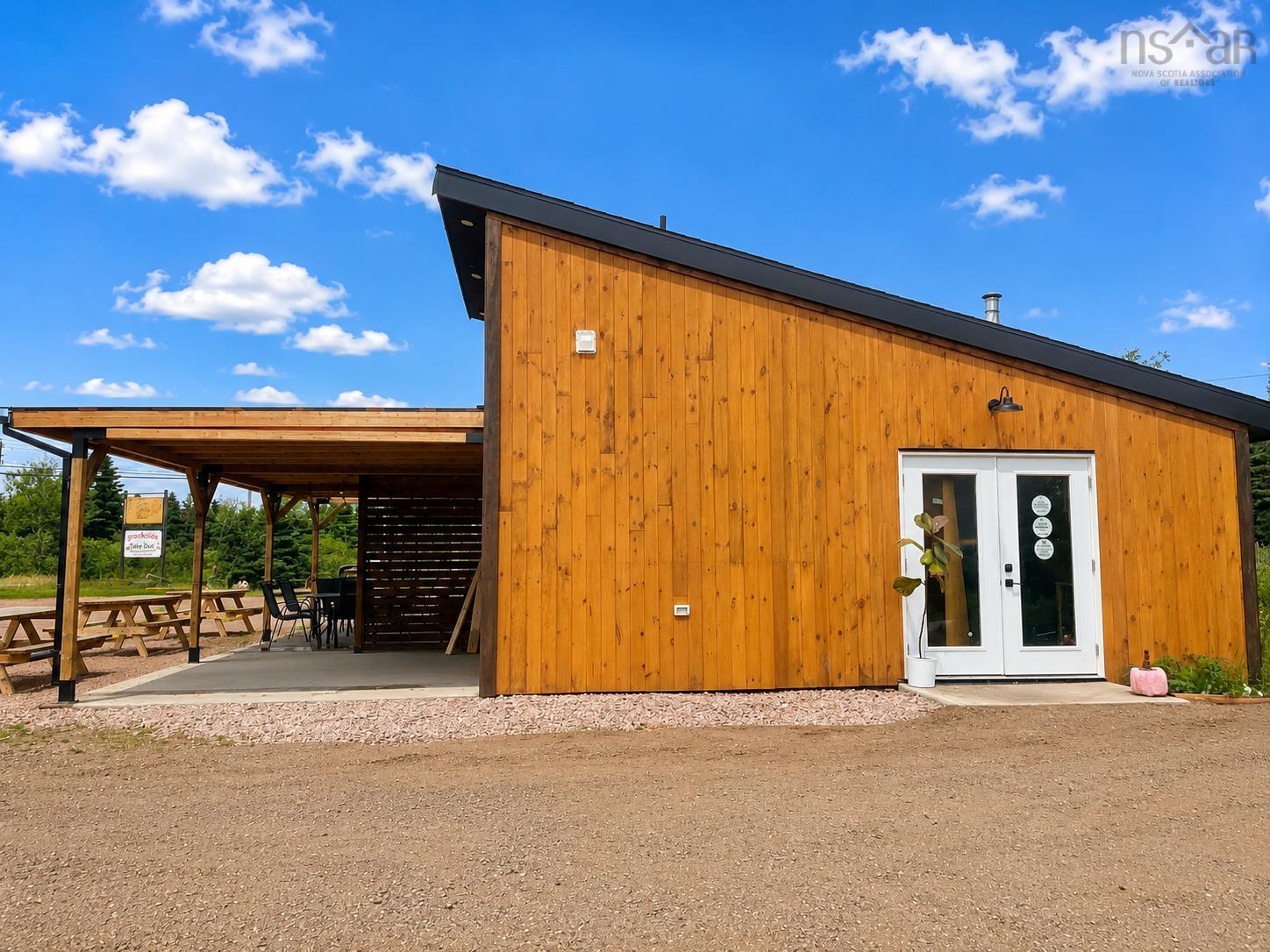 $690,000.00: 36188 Cabot Trail, Ingonish