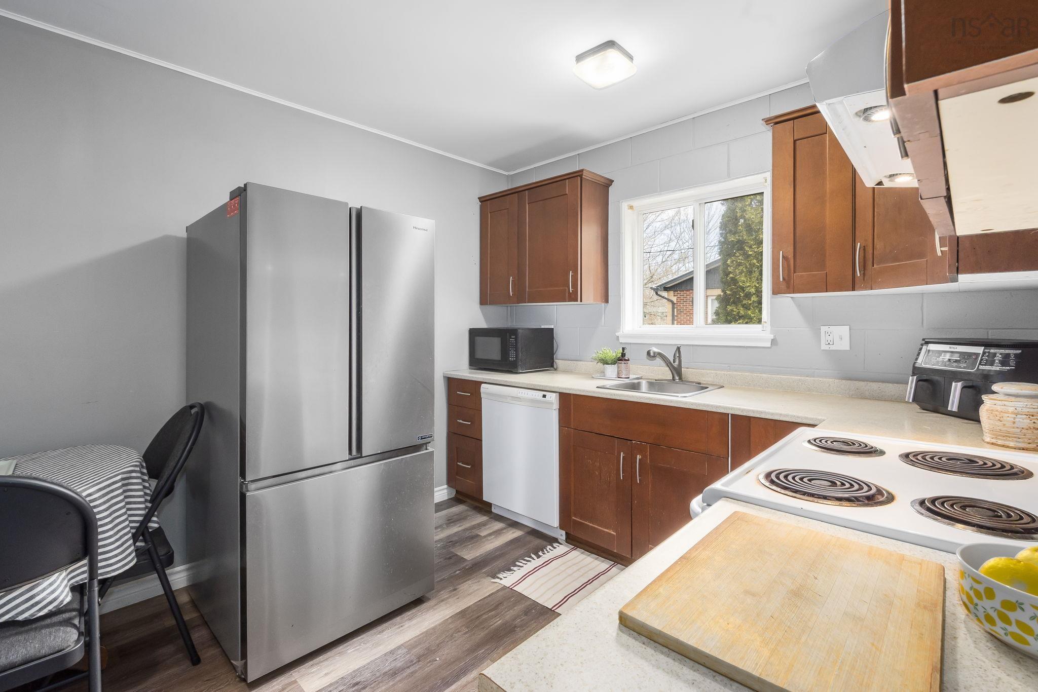 $519,000.00: 73/75 Pleasant Street, Wolfville