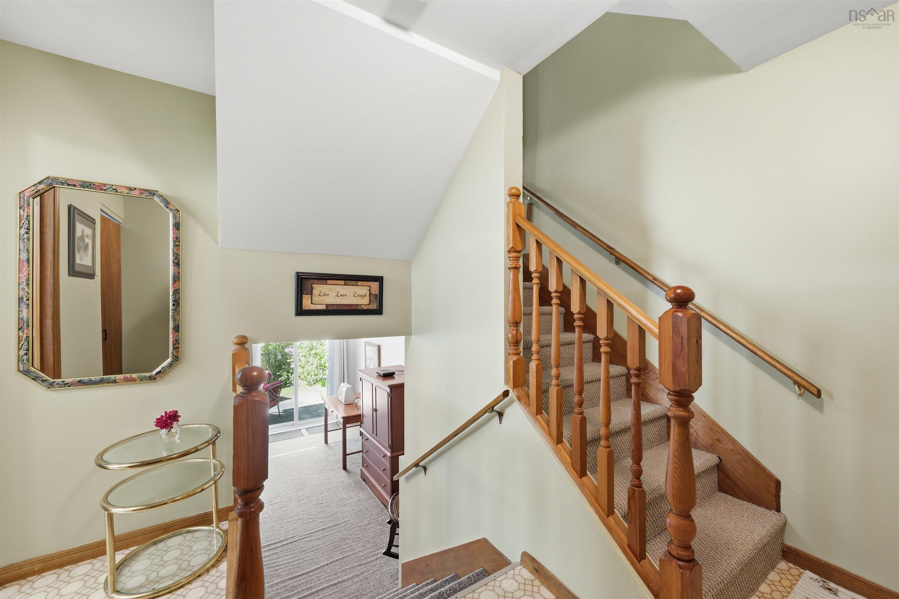 $399,900.00: 438 Auburn Drive, Cole Harbour