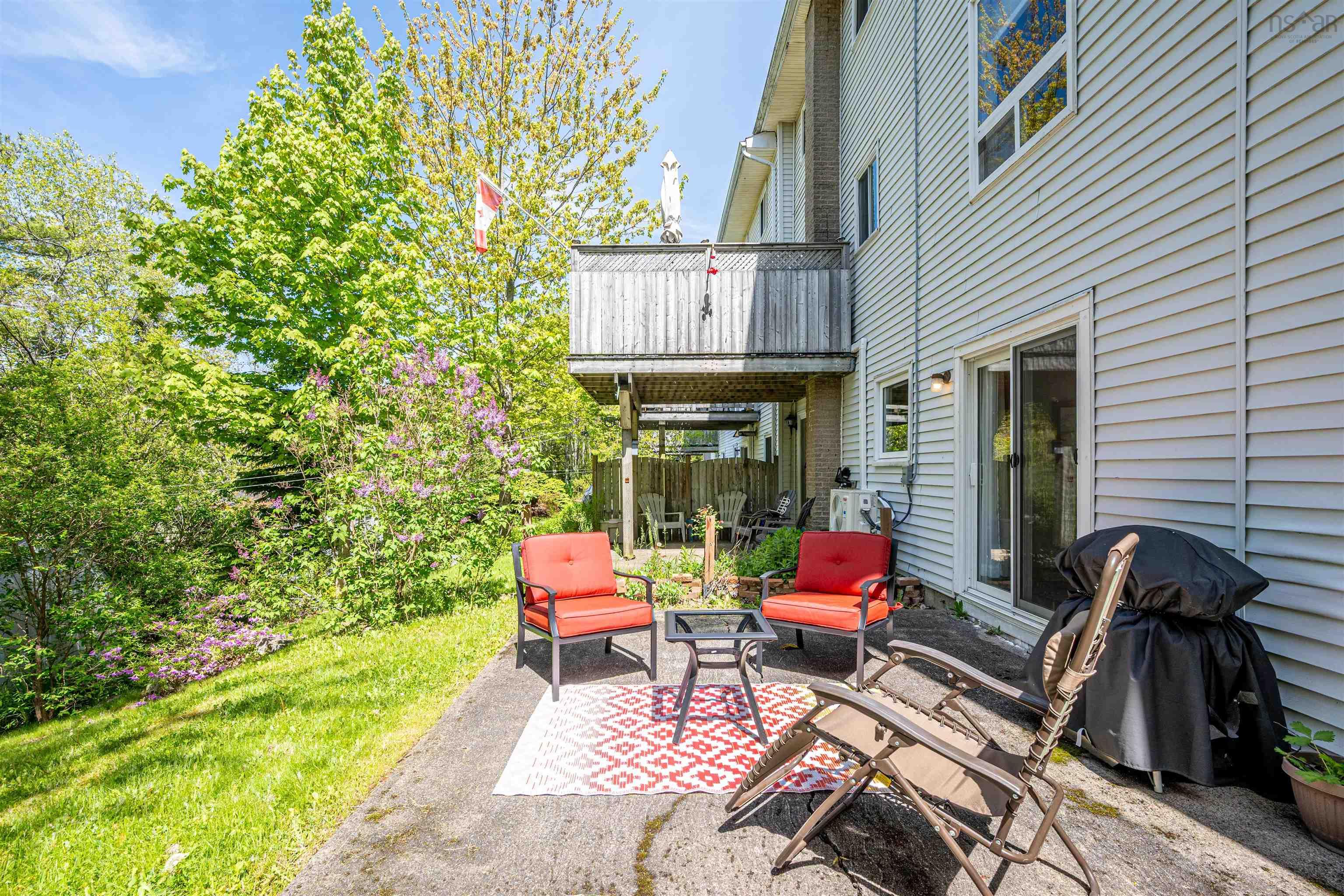 $399,900.00: 438 Auburn Drive, Cole Harbour
