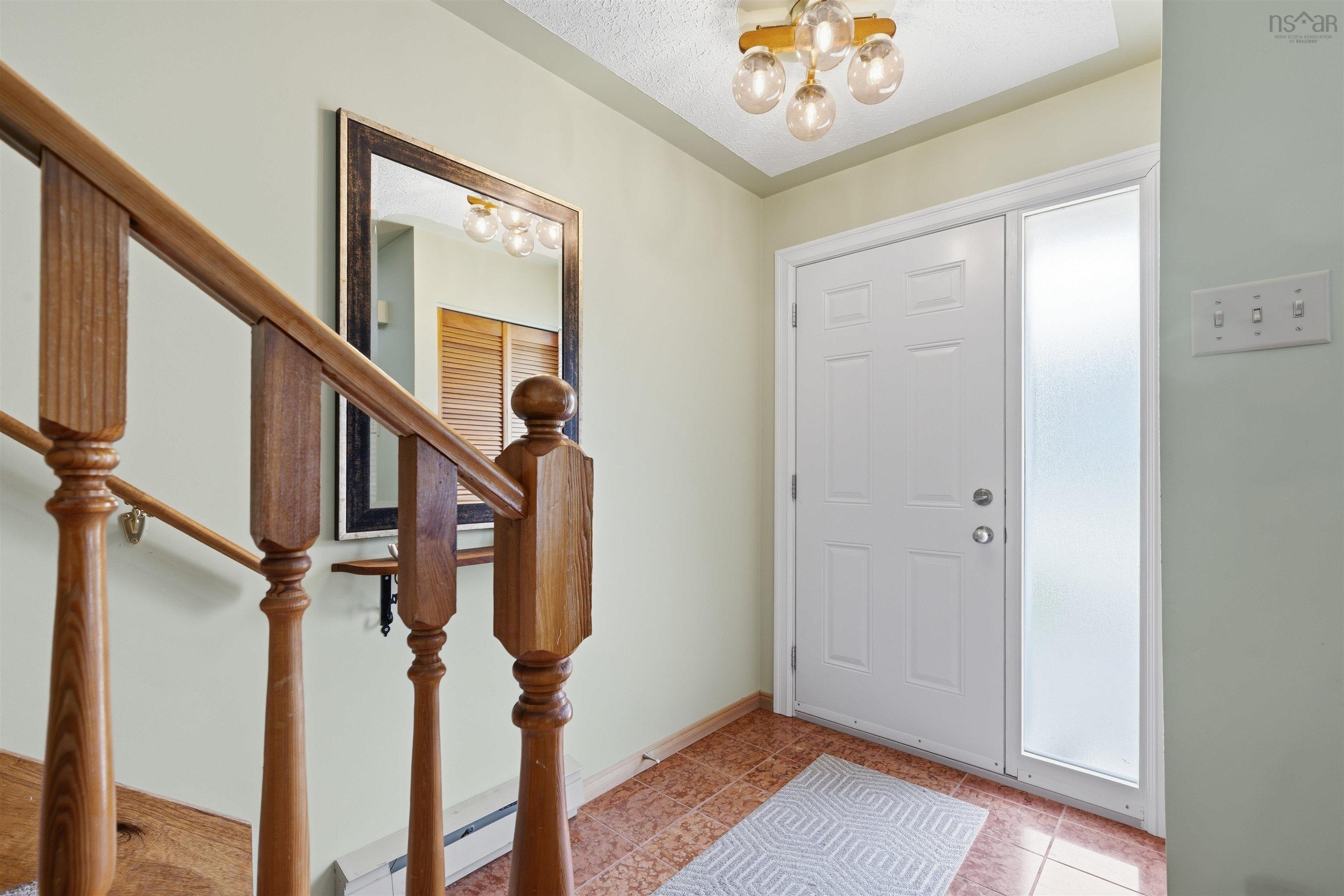 $399,900.00: 438 Auburn Drive, Cole Harbour