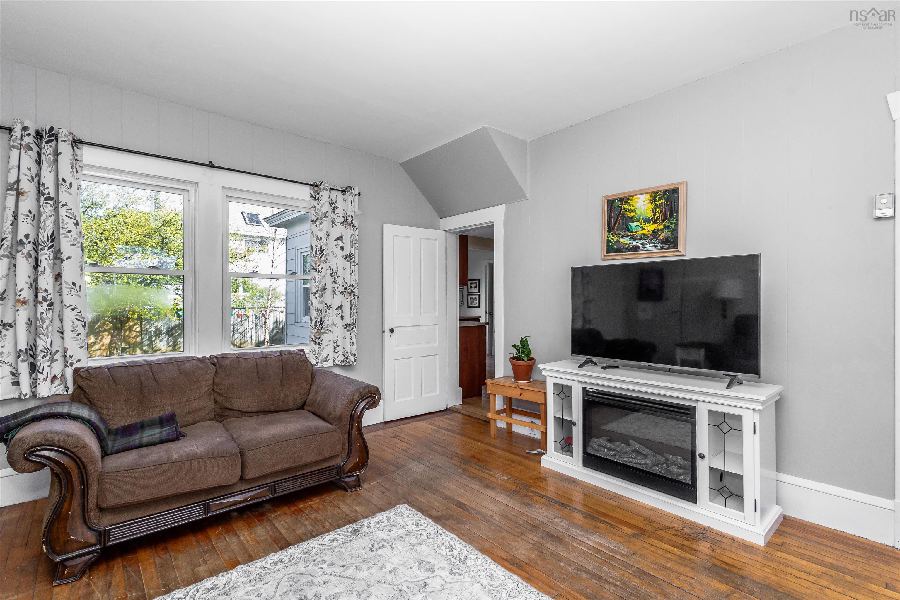 $342,000.00: 71 Richardson Avenue, Sydney