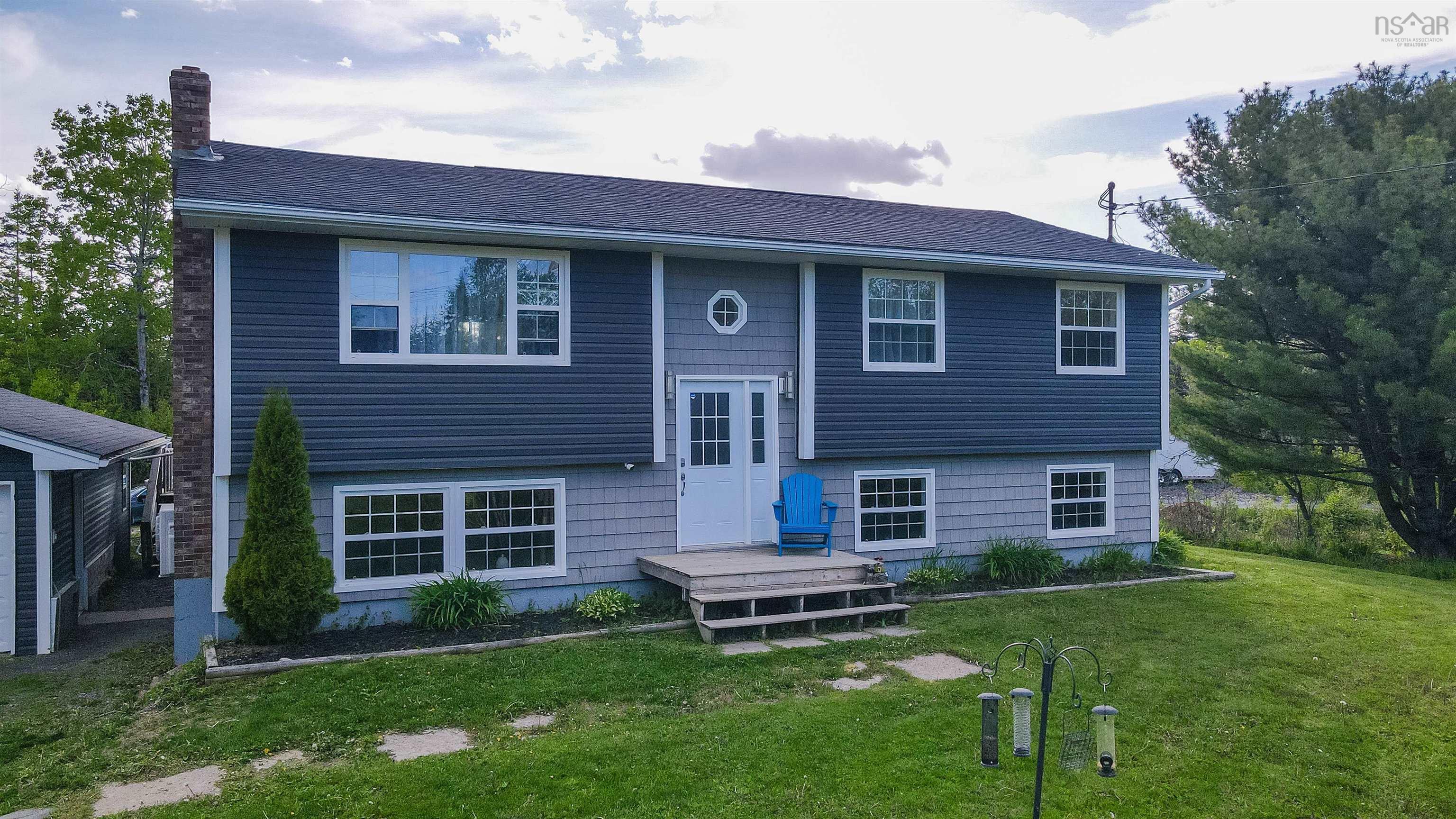 $549,900.00: 217 Lakecrest Drive, Mount Uniacke