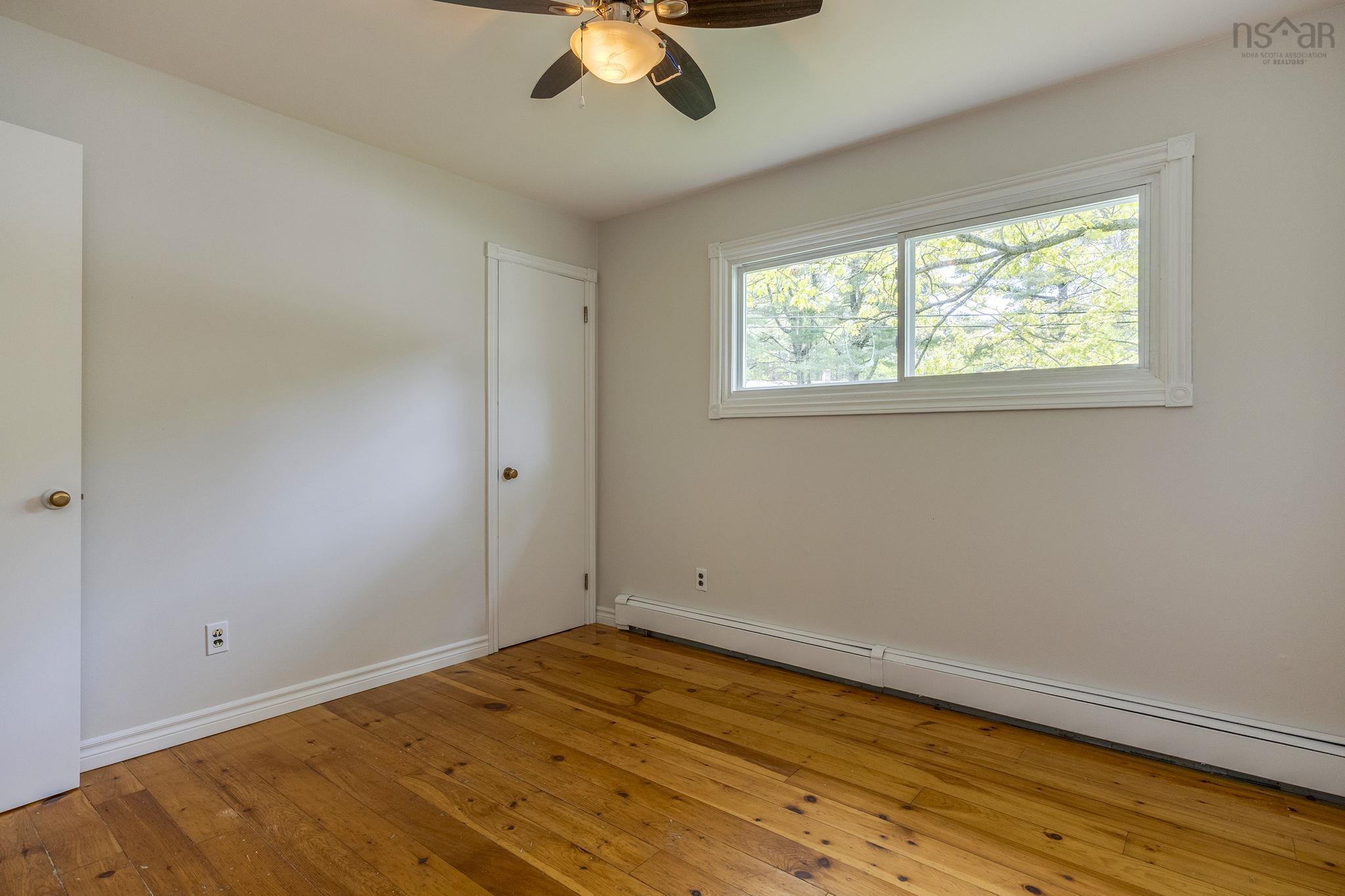 $449,900.00: 1432 George Street E, Coldbrook