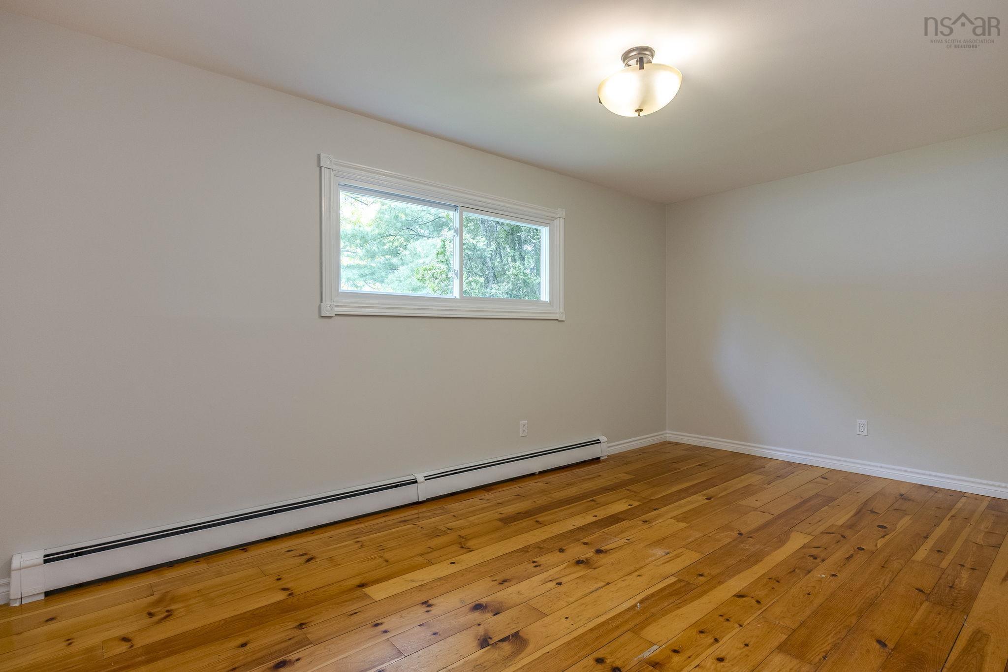 $449,900.00: 1432 George Street E, Coldbrook