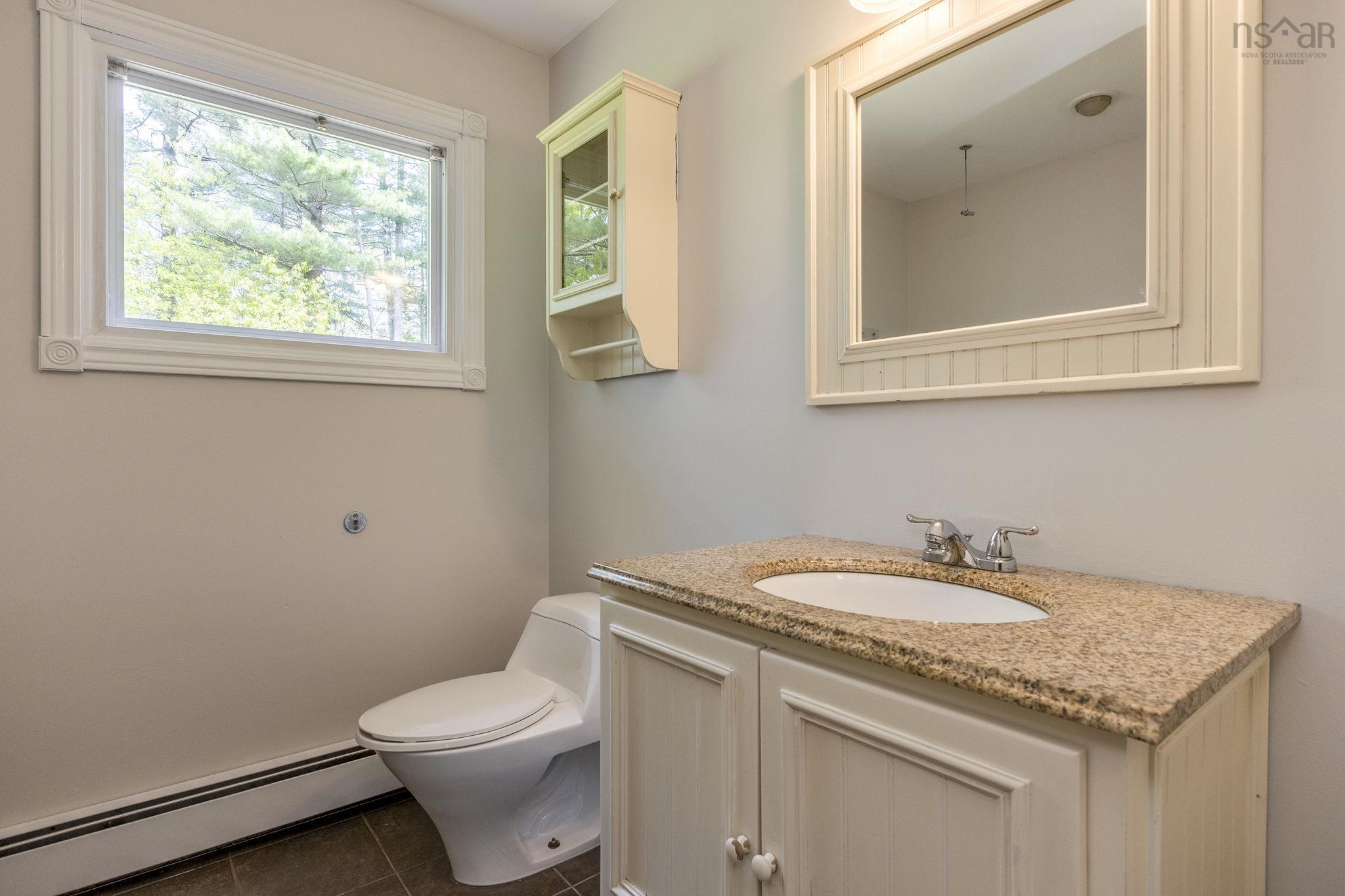 $449,900.00: 1432 George Street E, Coldbrook