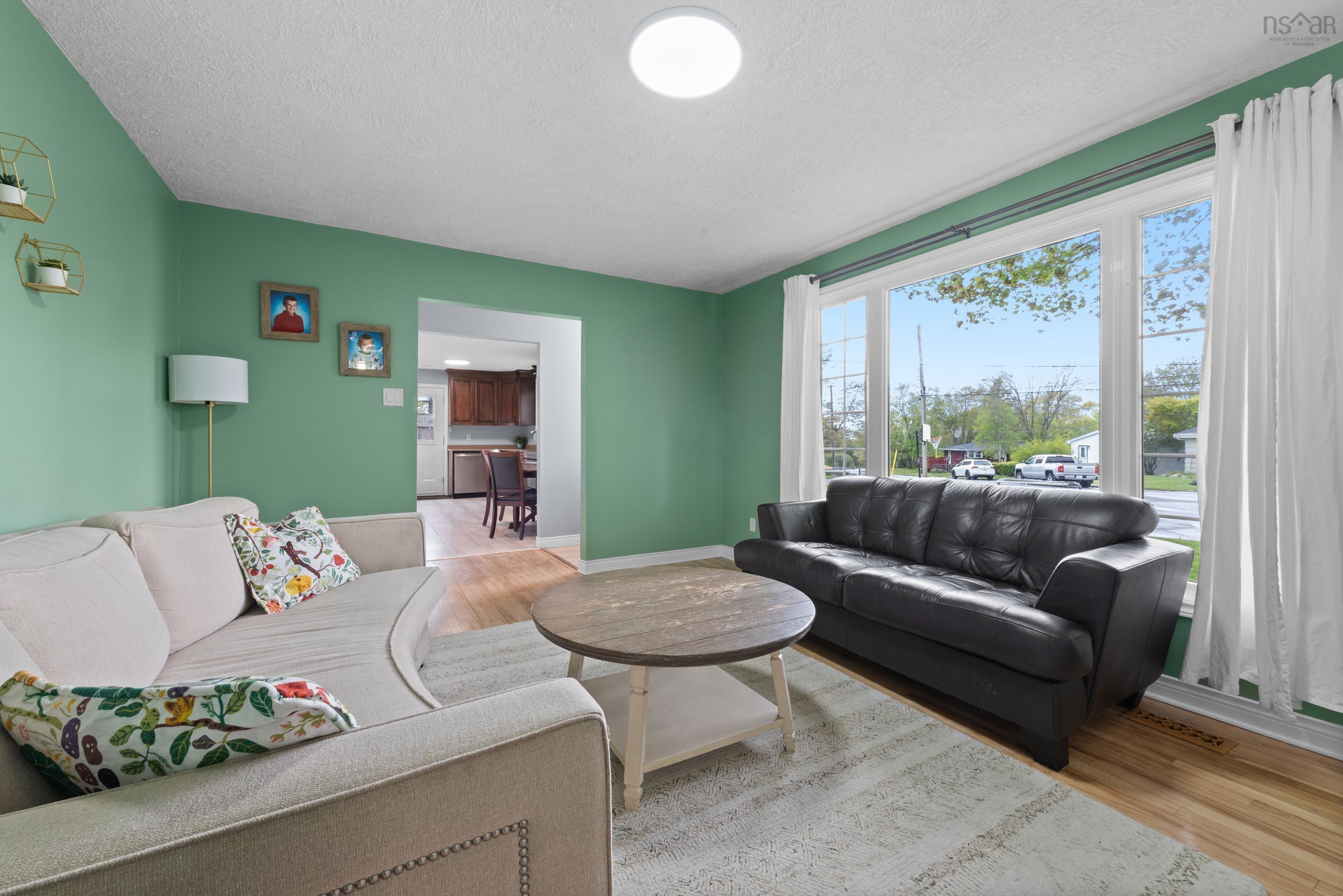$599,900.00: 7 Karen Court, Dartmouth