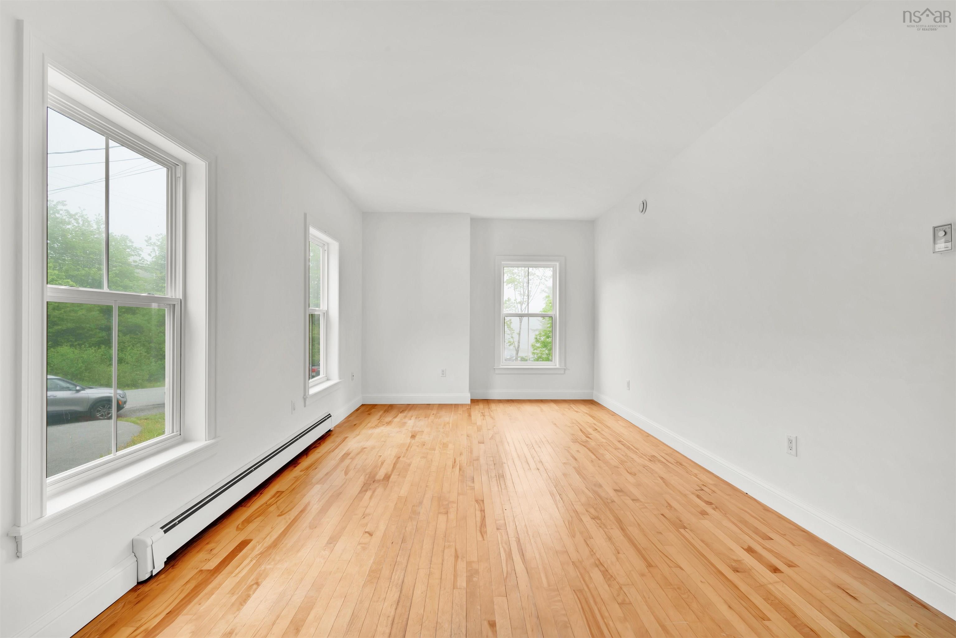 $1,285,000.00: 129 Appaloosa Run, Hammonds Plains