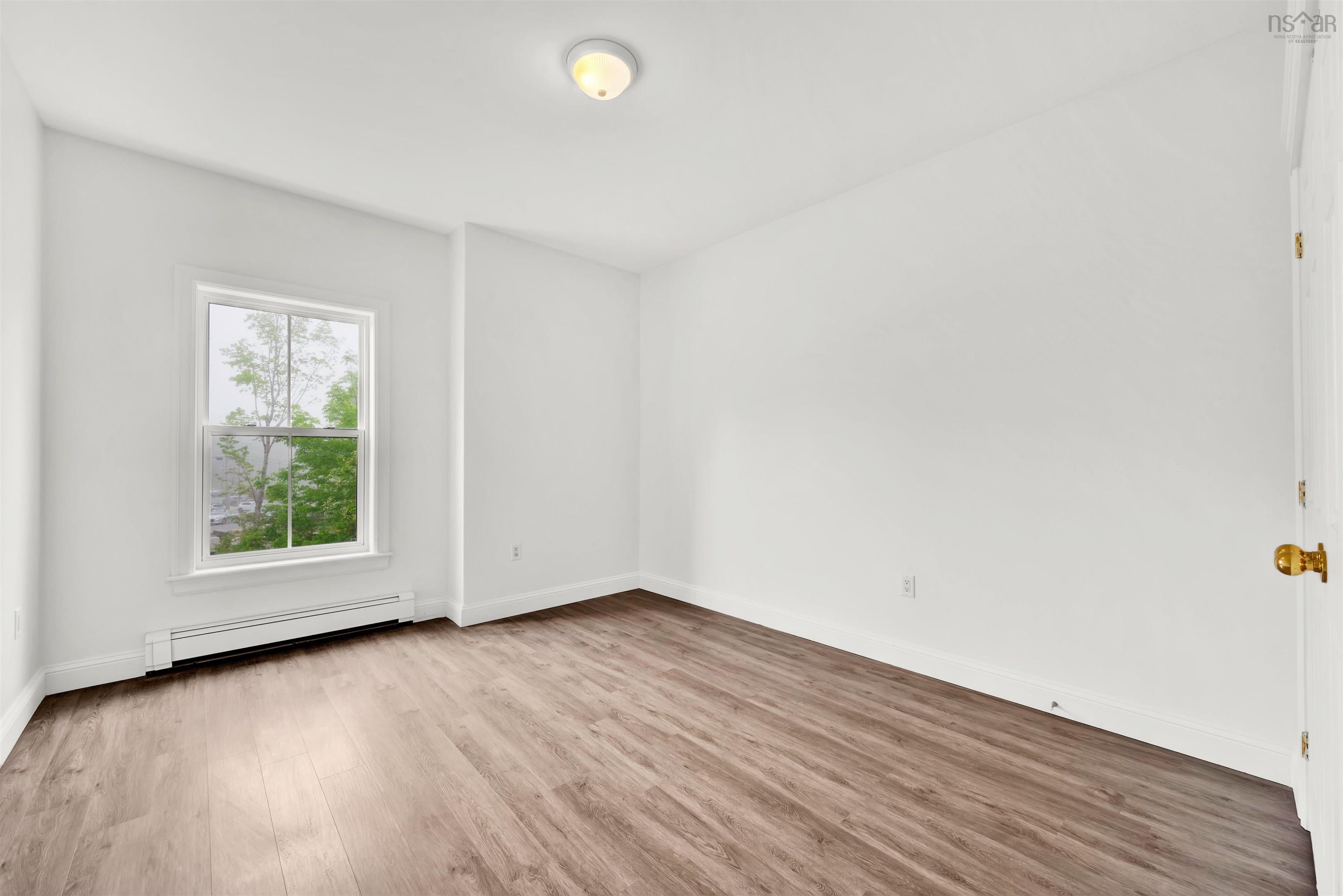 $1,285,000.00: 129 Appaloosa Run, Hammonds Plains