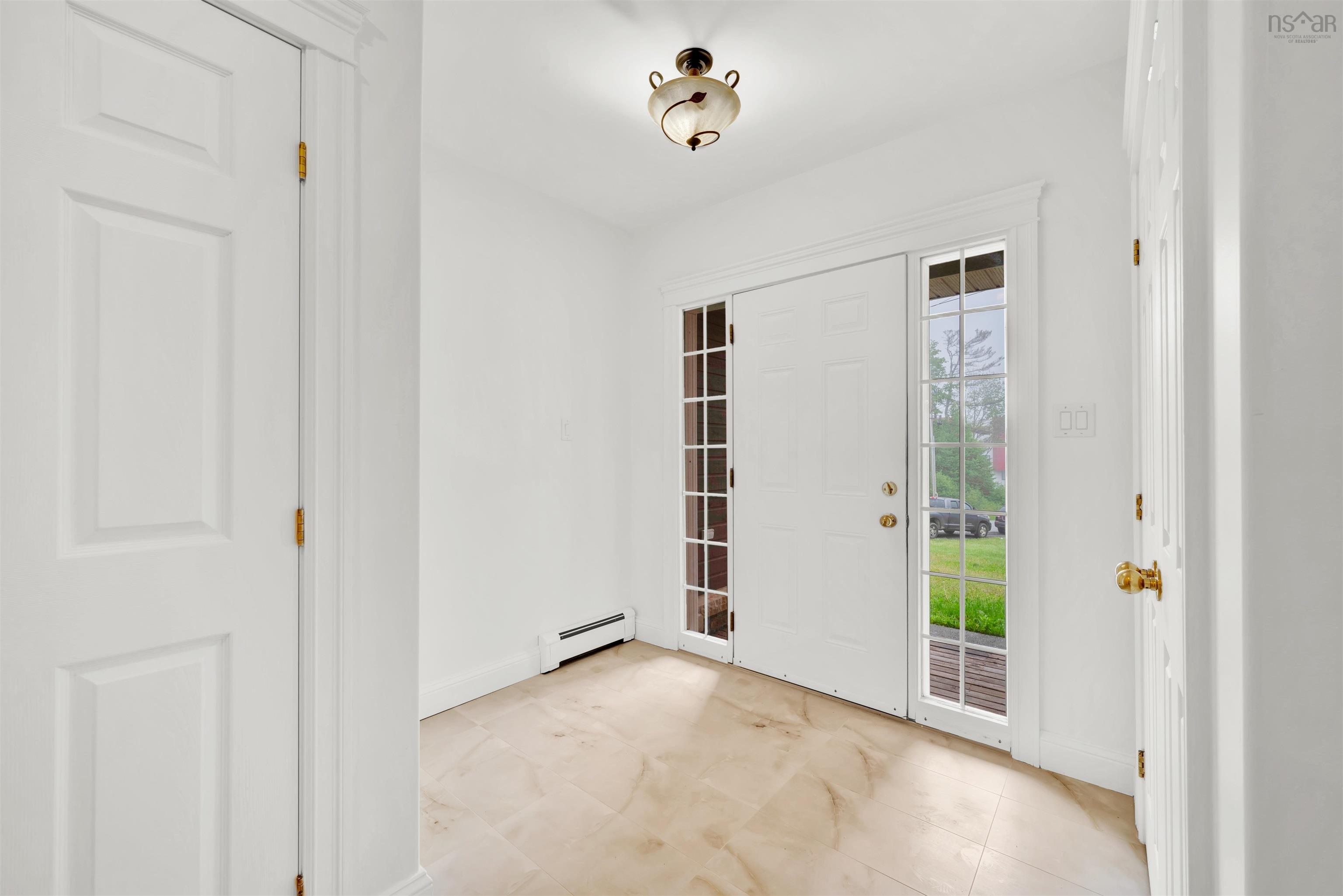 $1,285,000.00: 129 Appaloosa Run, Hammonds Plains