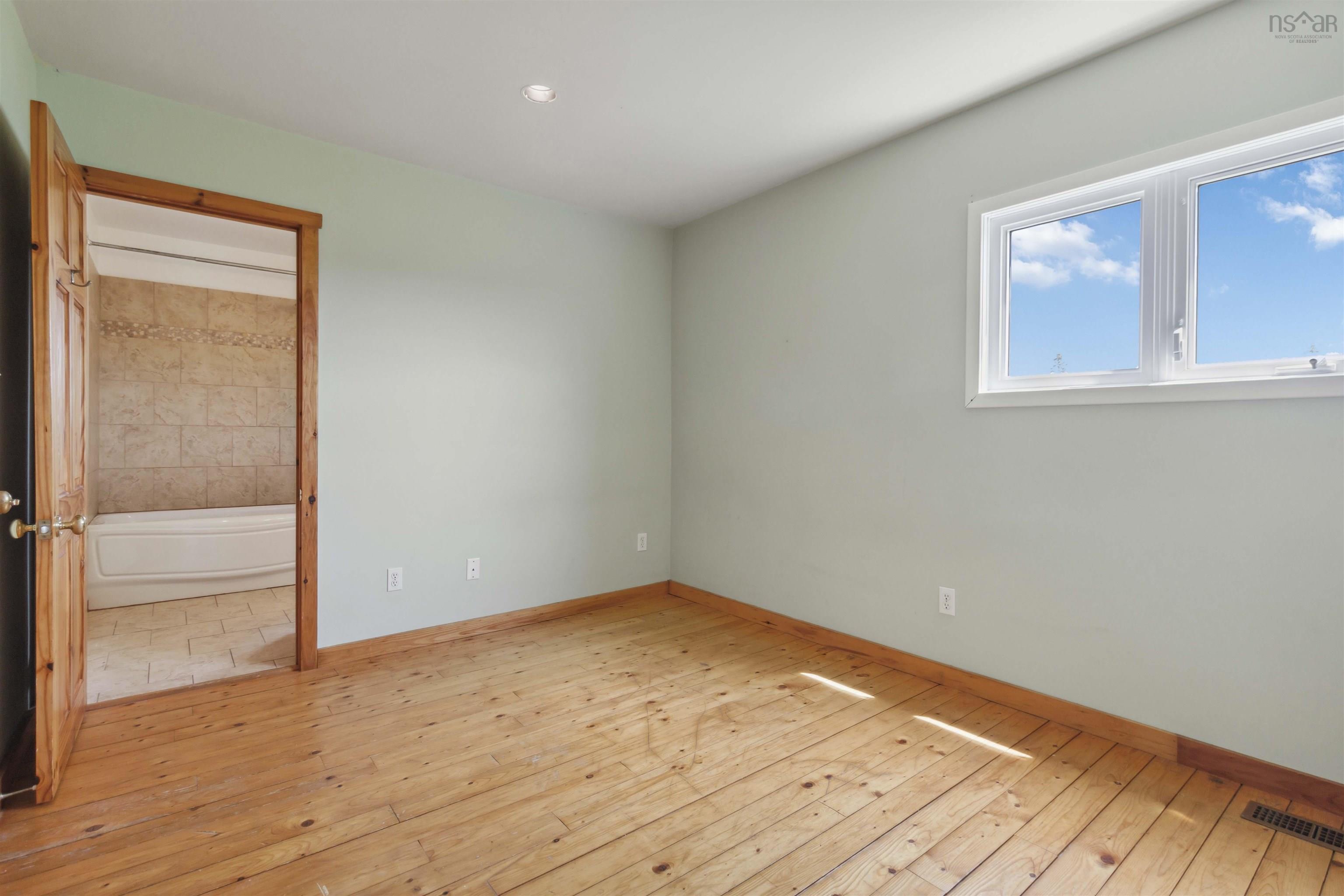 $395,000.00: 21 West Berlin Wharf Road, West Berlin