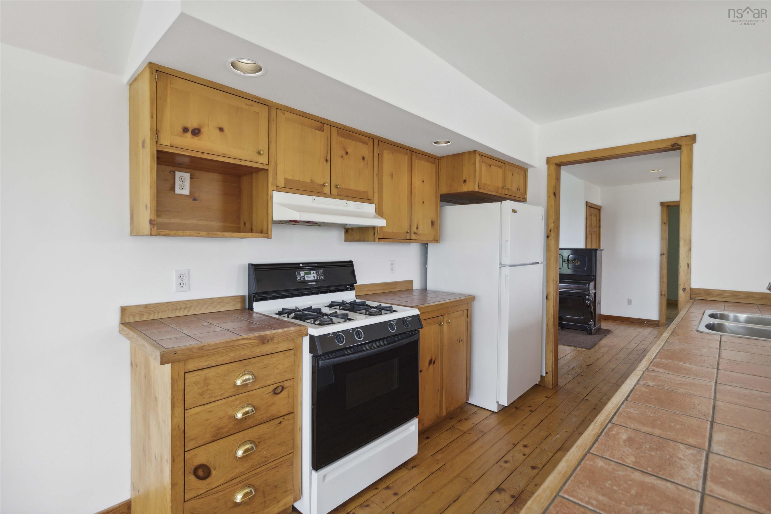 $395,000.00: 21 West Berlin Wharf Road, West Berlin