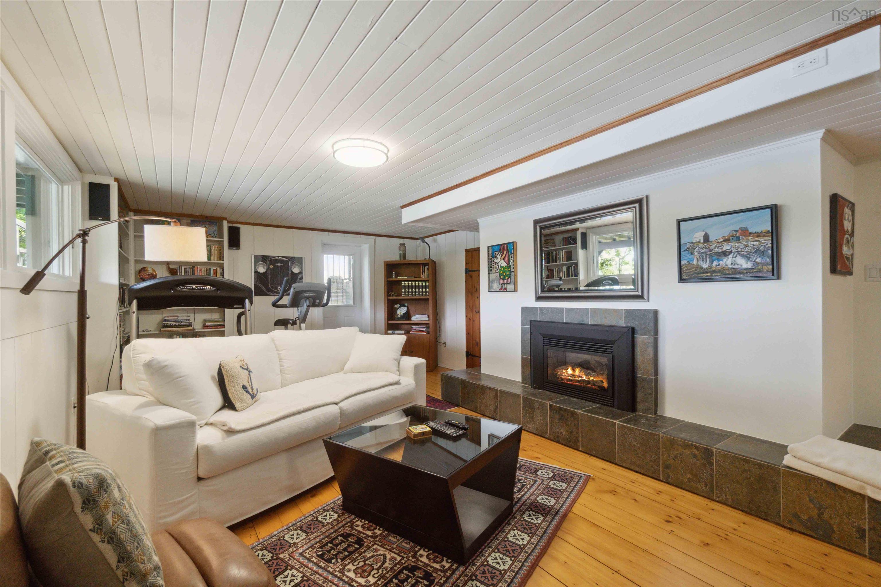 1077 Shore Drive, Bedford, NS (MLS 202613085)