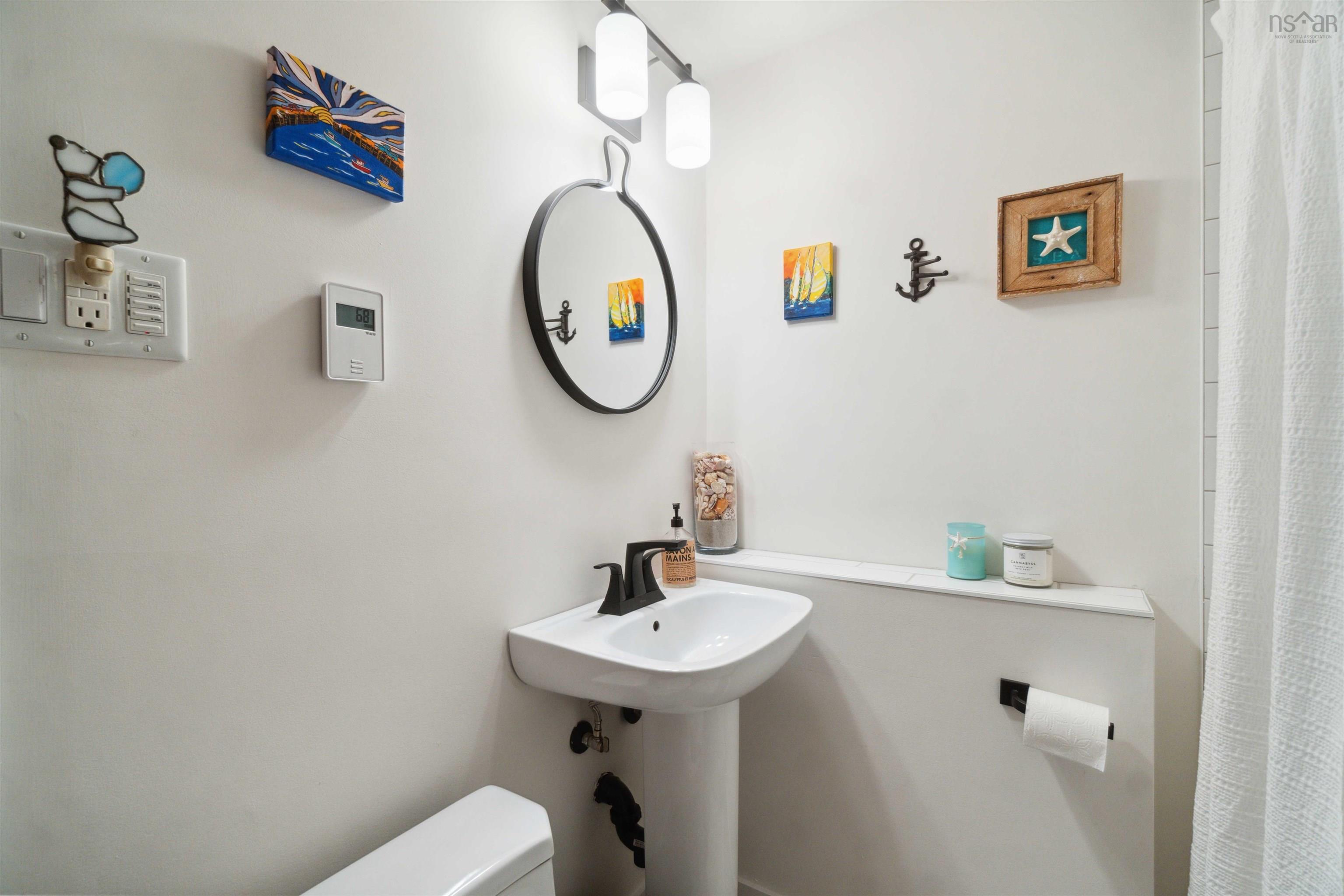 1077 Shore Drive, Bedford, NS (MLS 202613085)