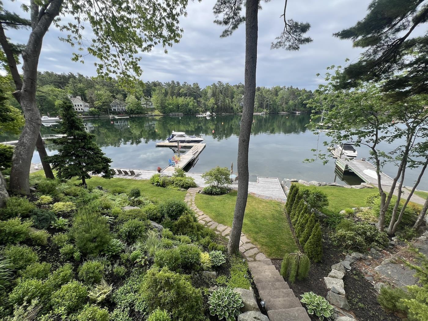 1077 Shore Drive, Bedford, NS (MLS 202613085)