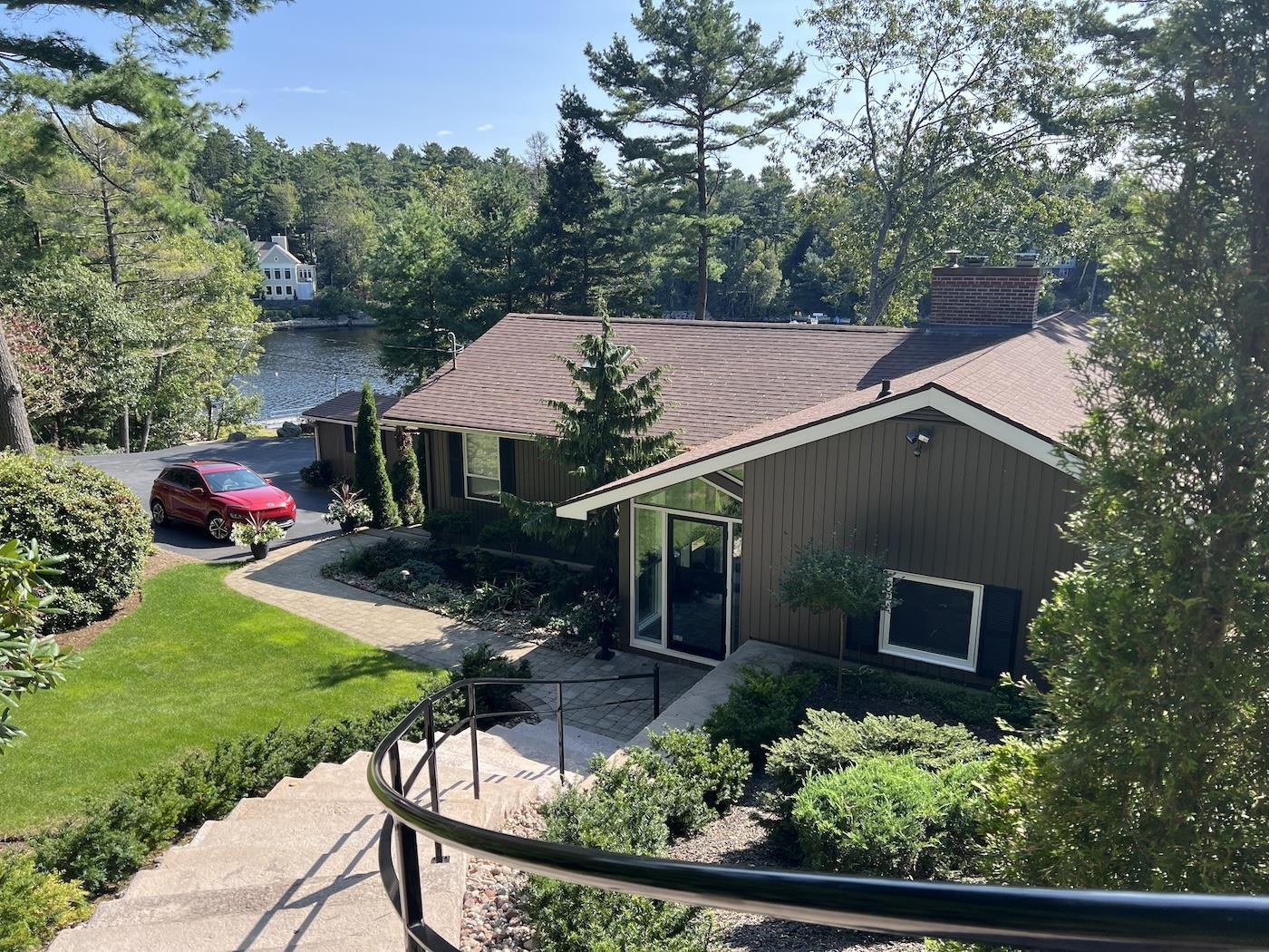 1077 Shore Drive, Bedford, NS (MLS 202613085)